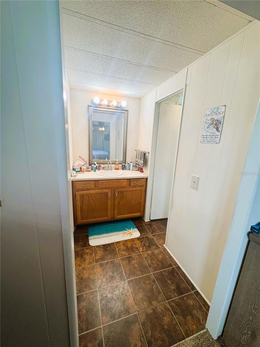 R4909738 Property Photo