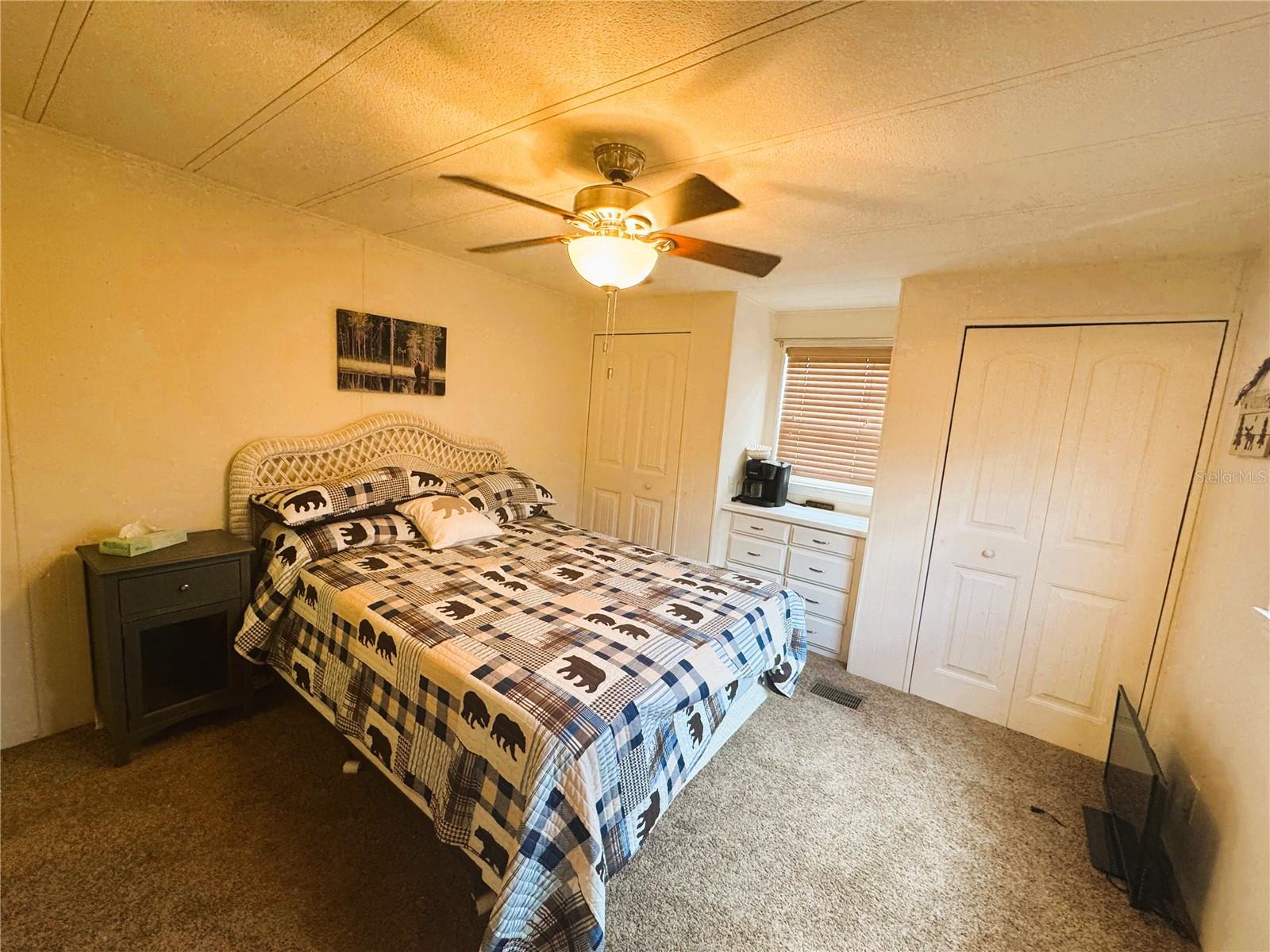 R4909738 Property Photo