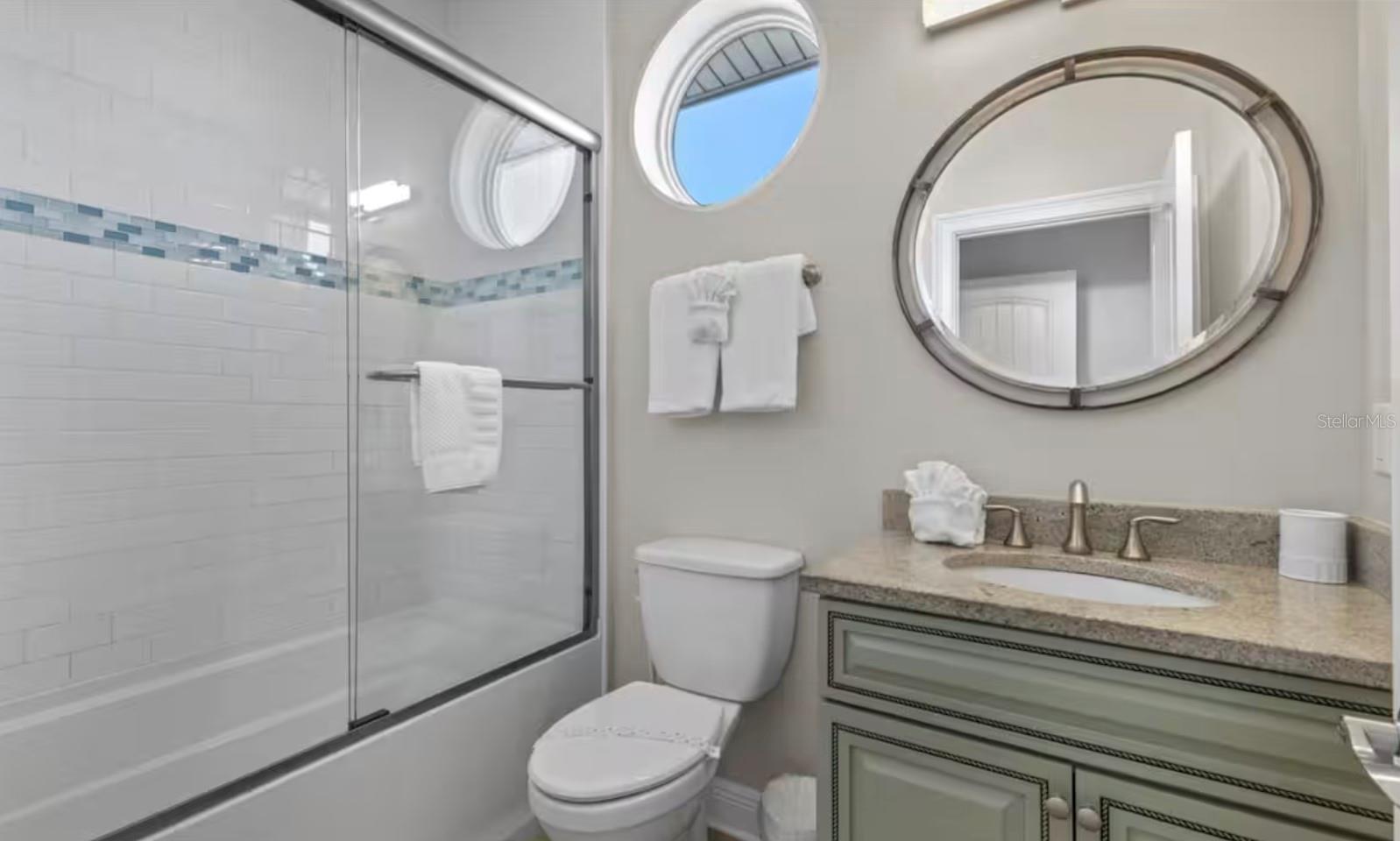 TB8414779 Property Photo