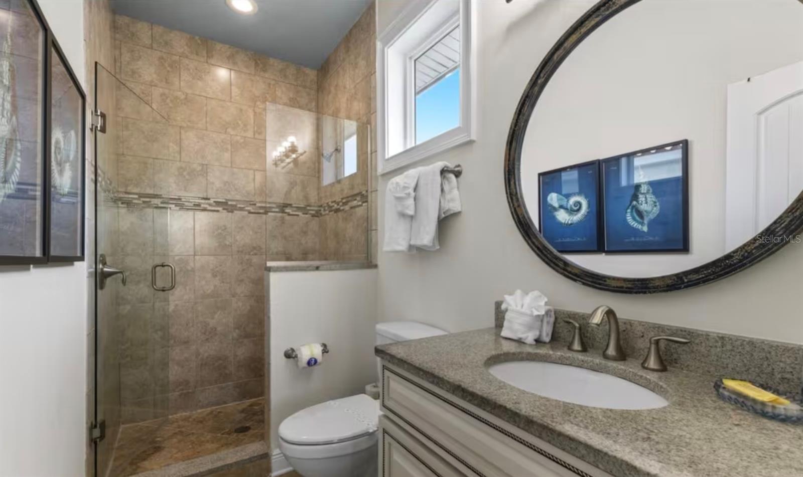 TB8414779 Property Photo