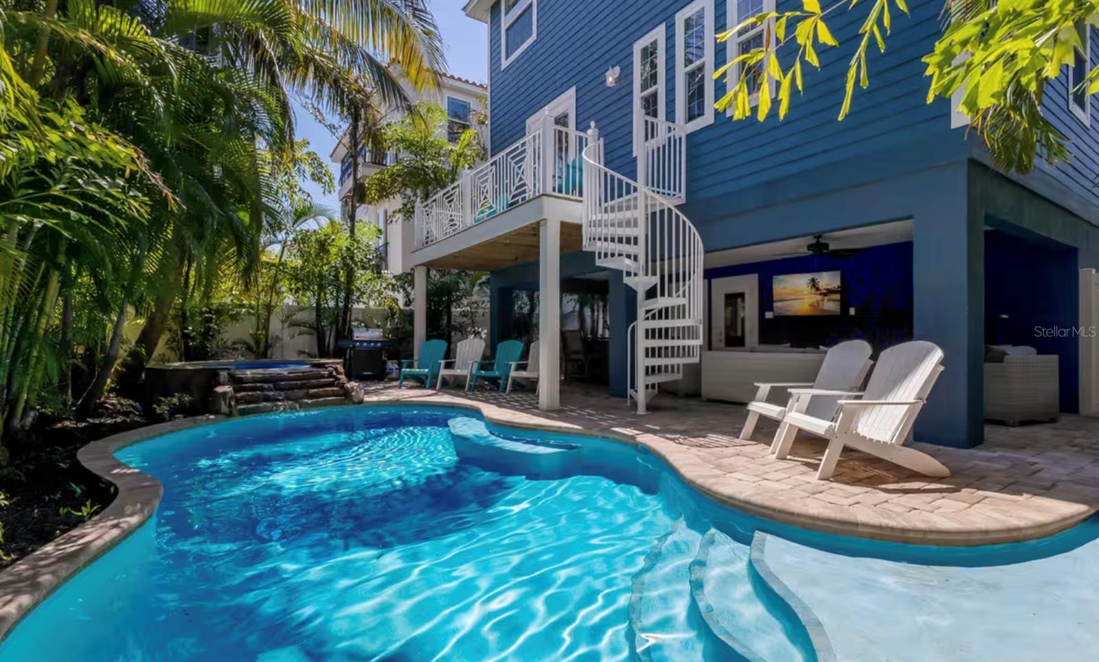 TB8414779 Property Photo