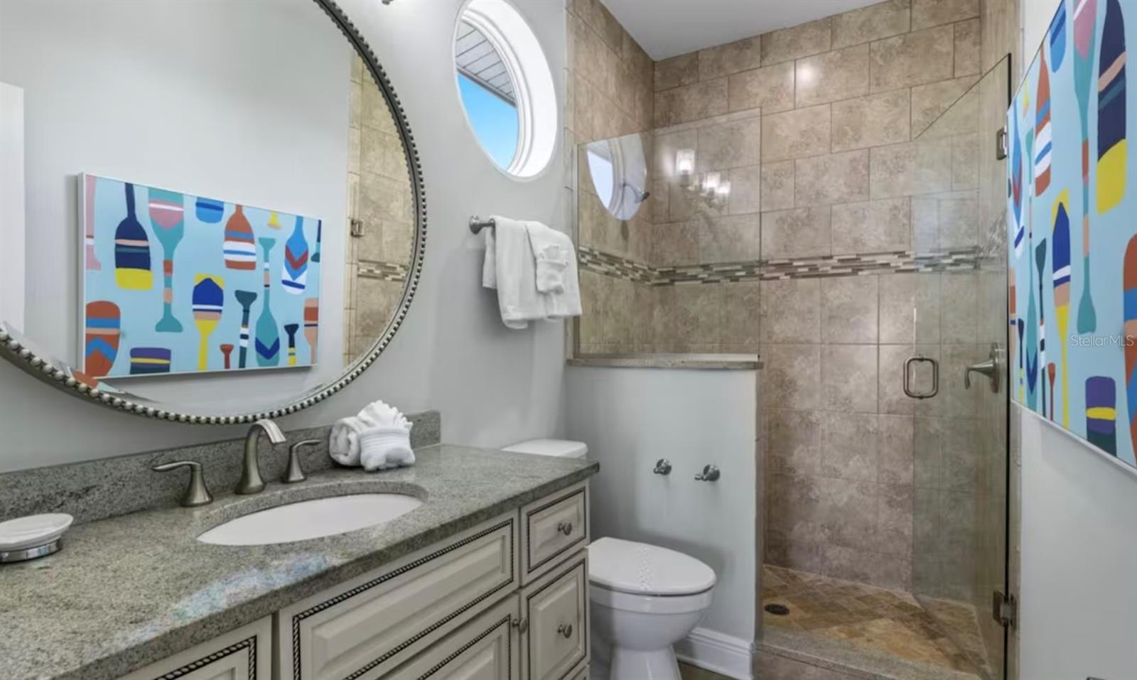 TB8414779 Property Photo