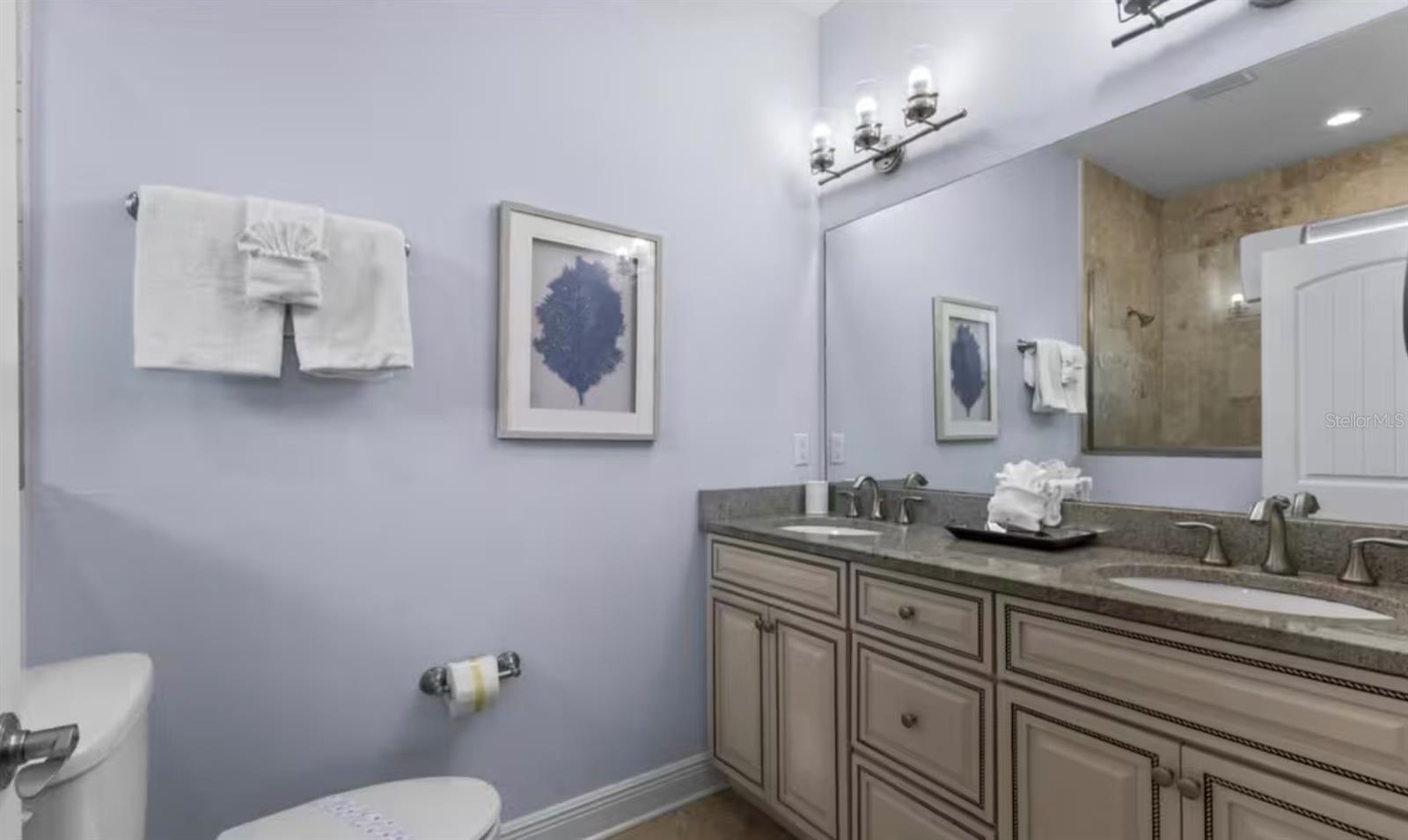 TB8414779 Property Photo