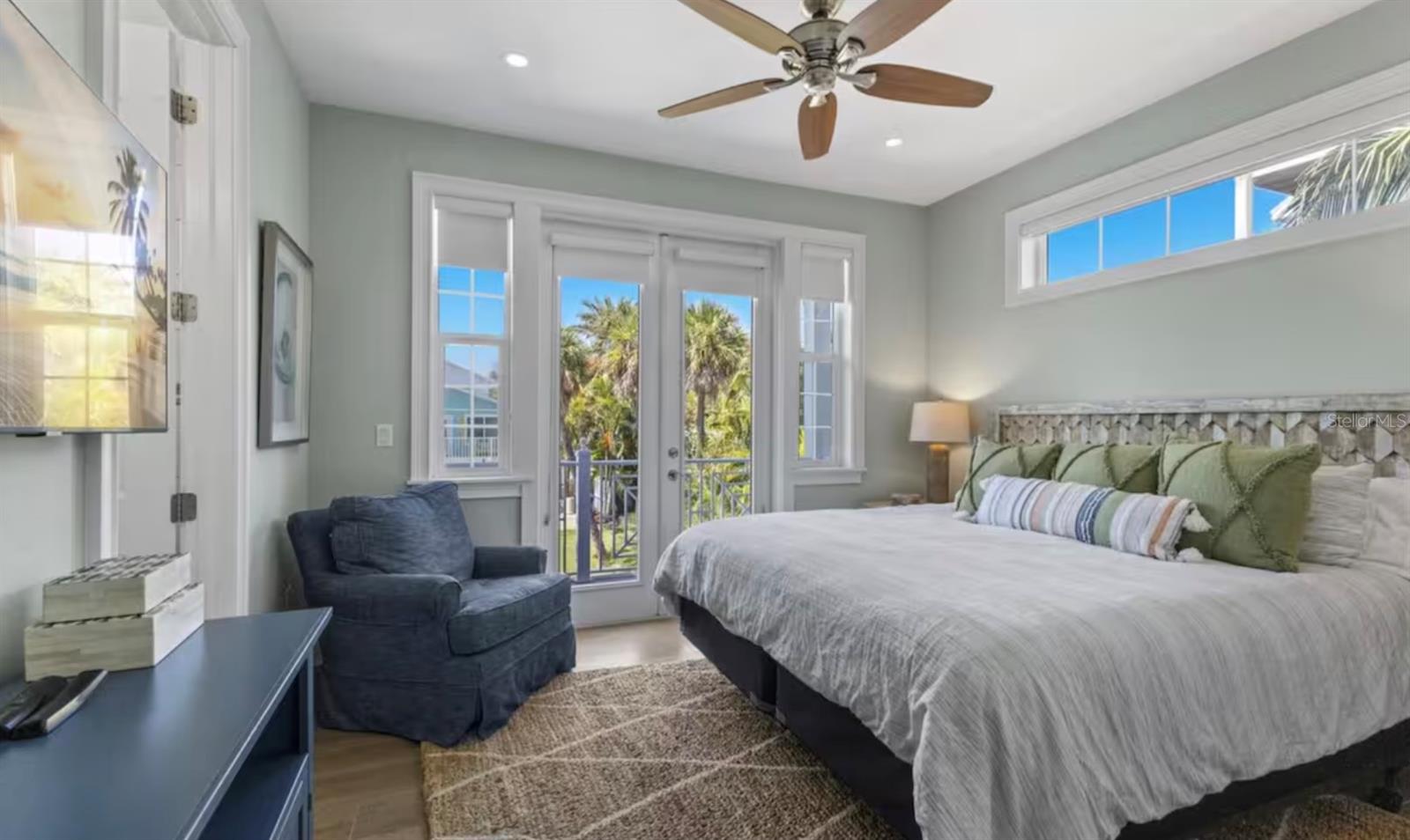 TB8414779 Property Photo