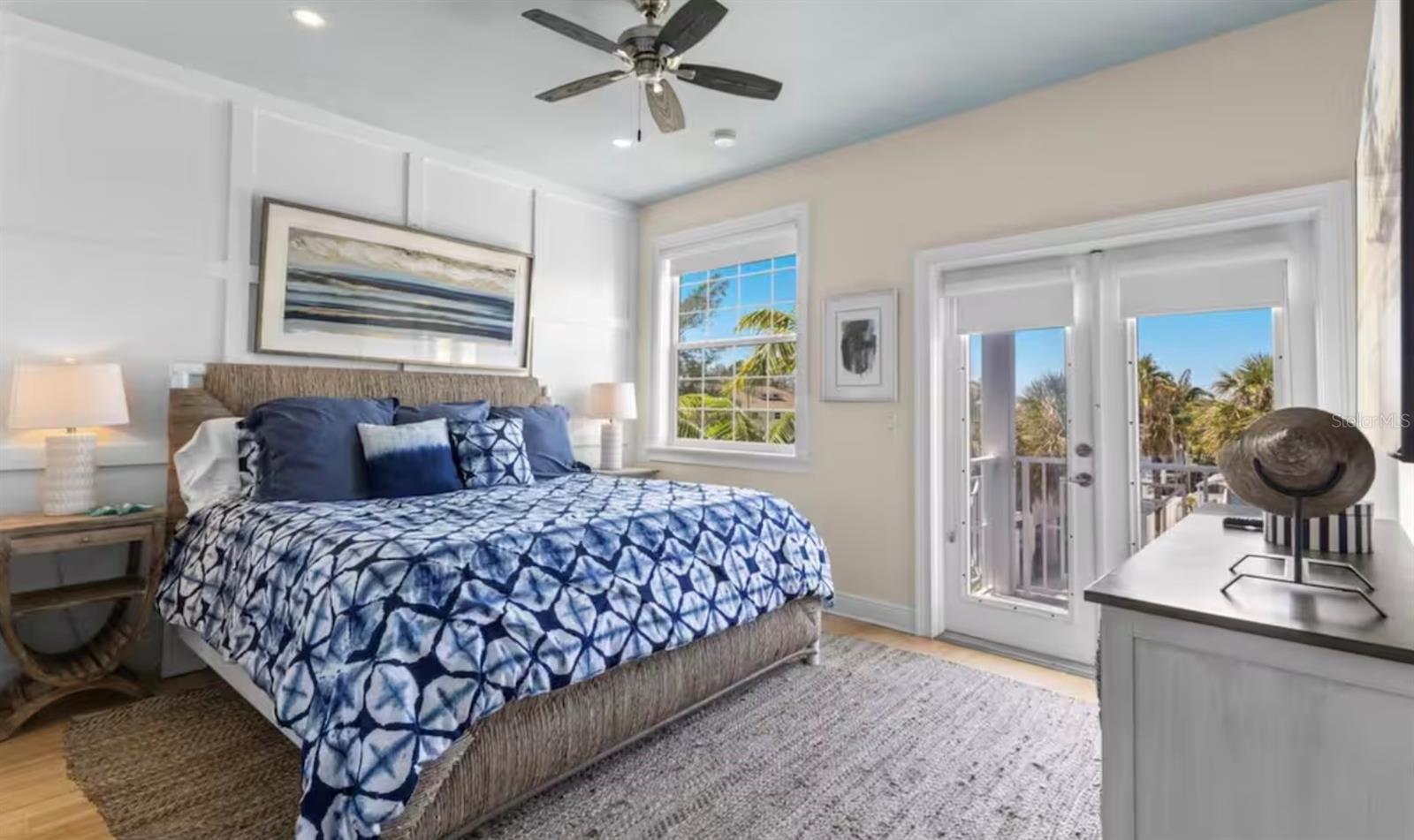 TB8414779 Property Photo