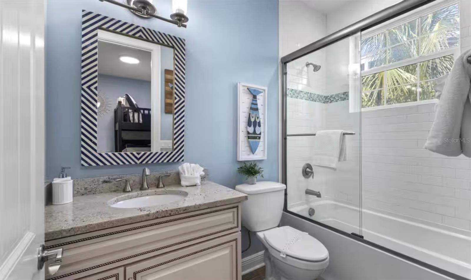 TB8414779 Property Photo