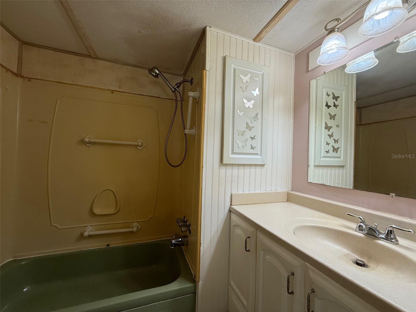 C7513271 Property Photo