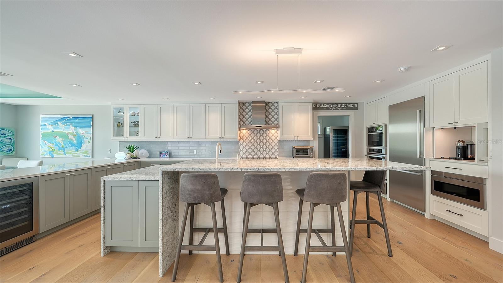 A4661261 Property Photo