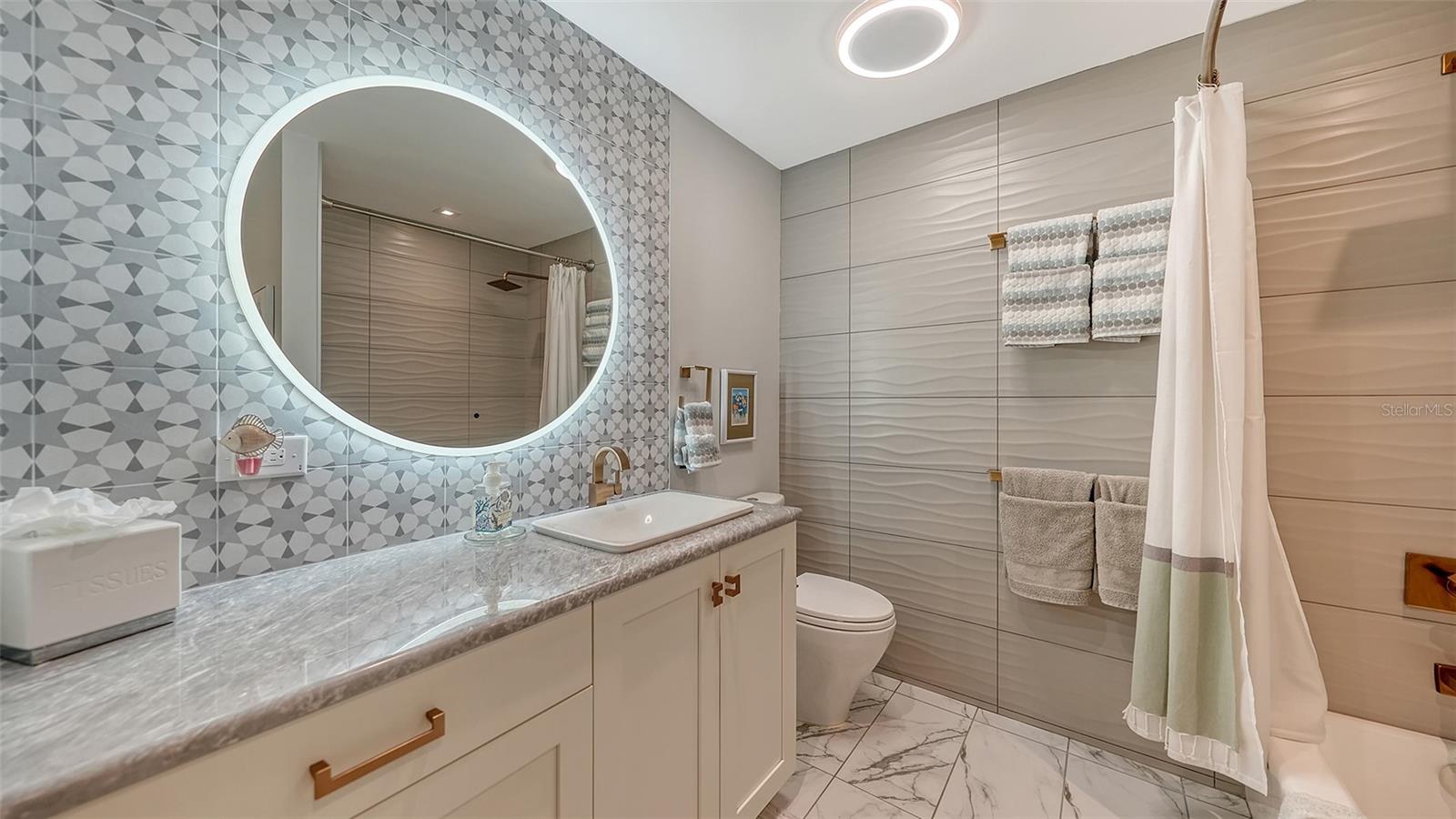 A4661261 Property Photo