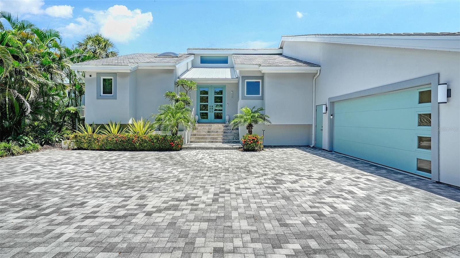 A4661261 Property Photo