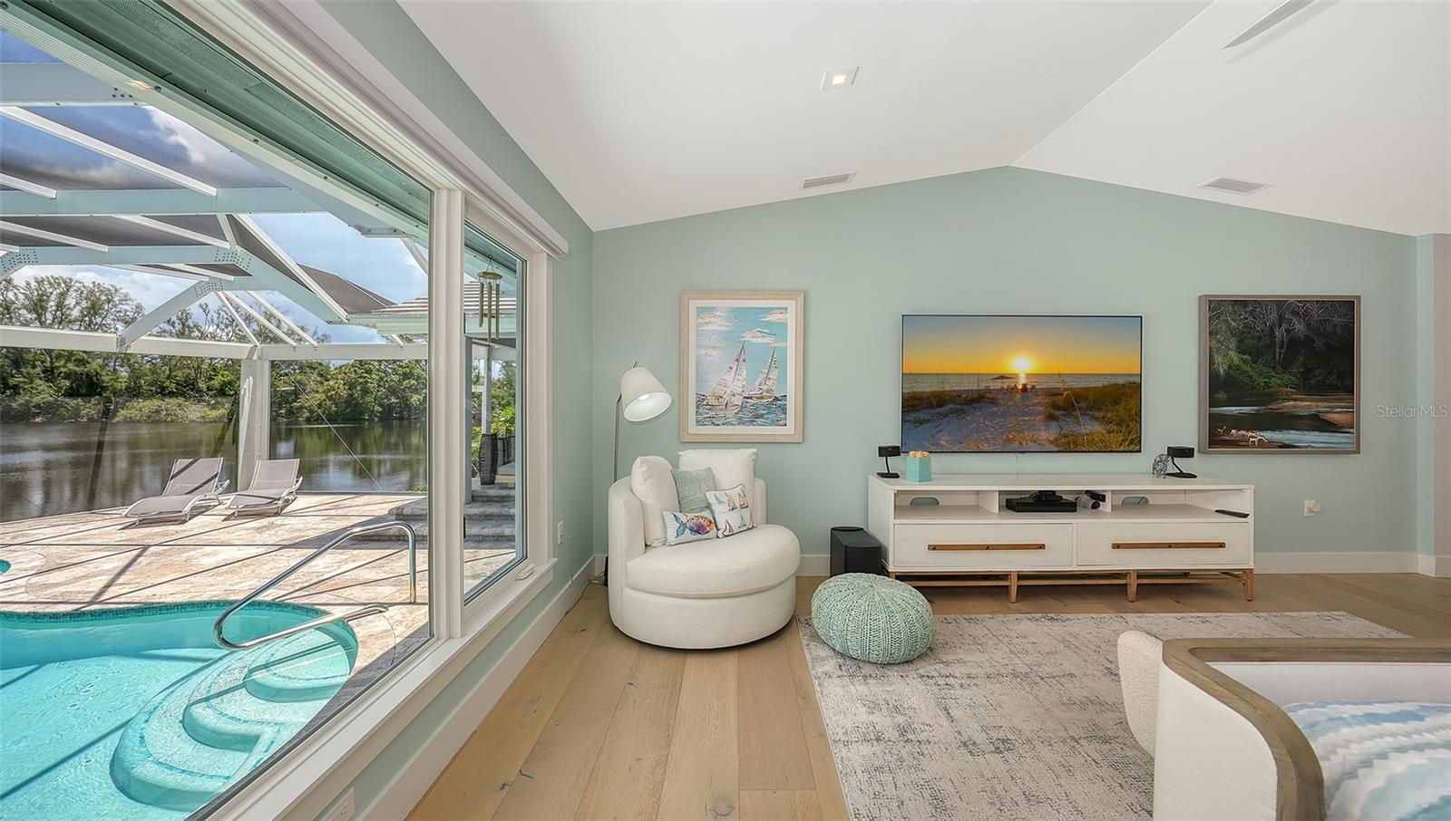 A4661261 Property Photo