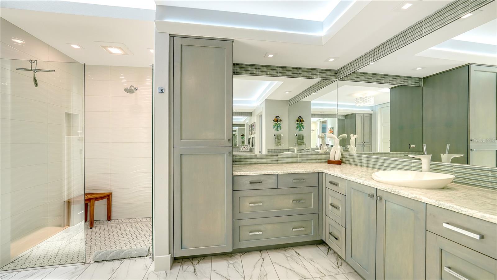 A4661261 Property Photo