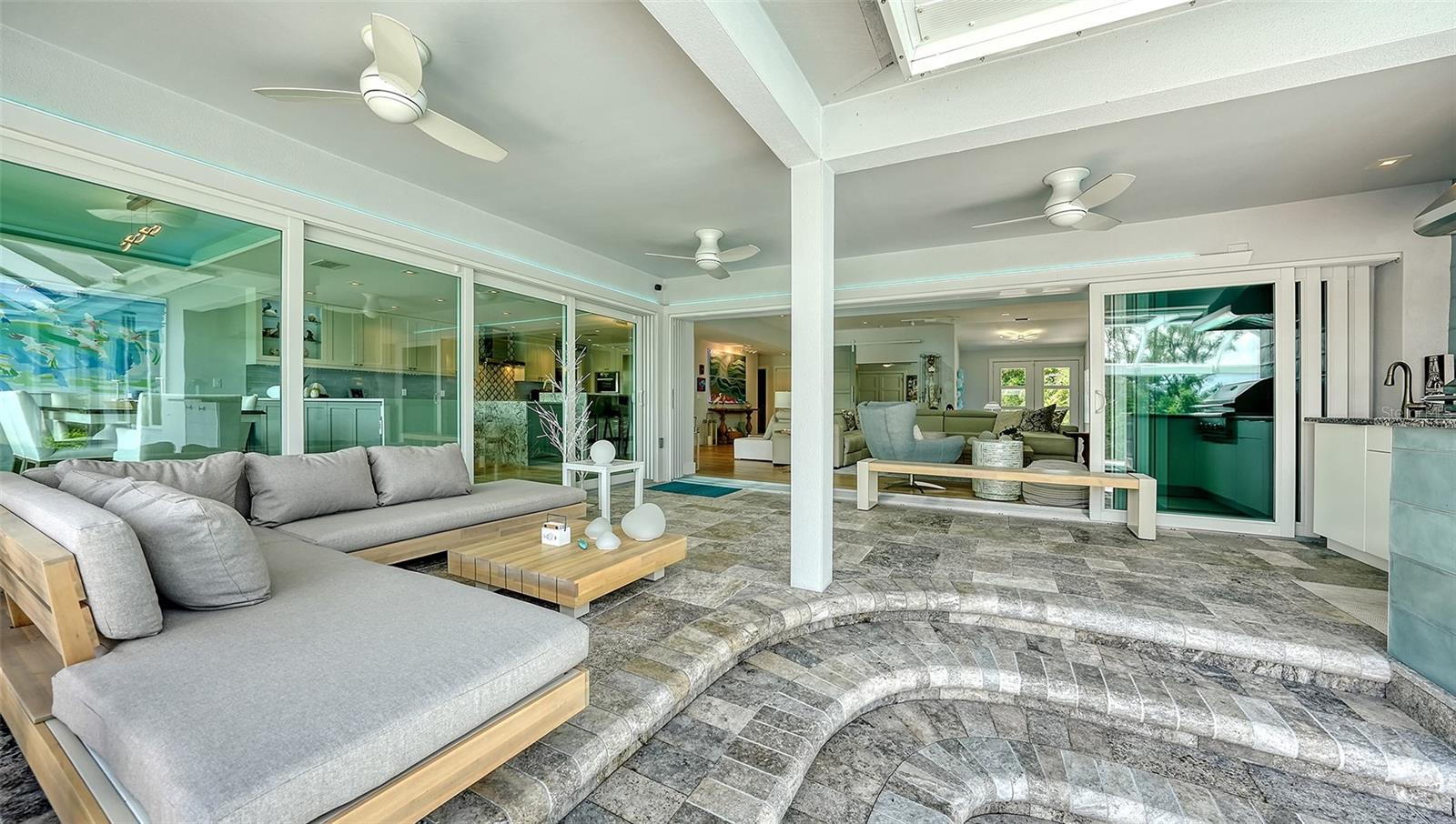 A4661261 Property Photo