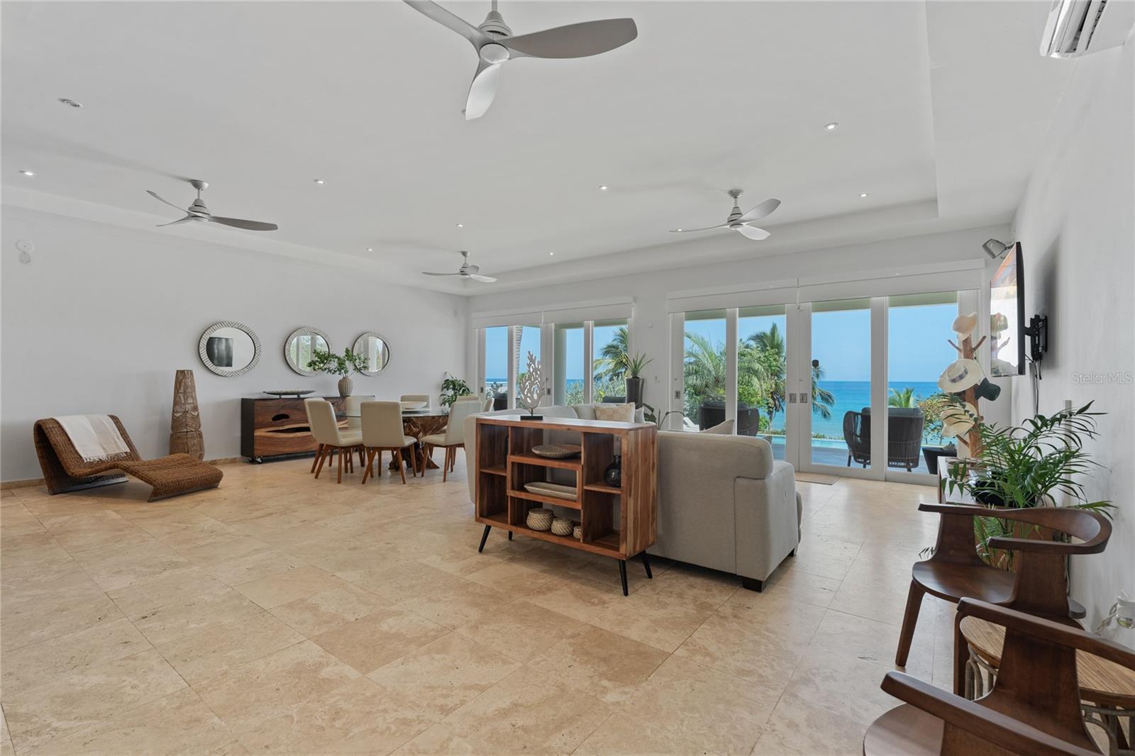 PR9115331 Property Photo