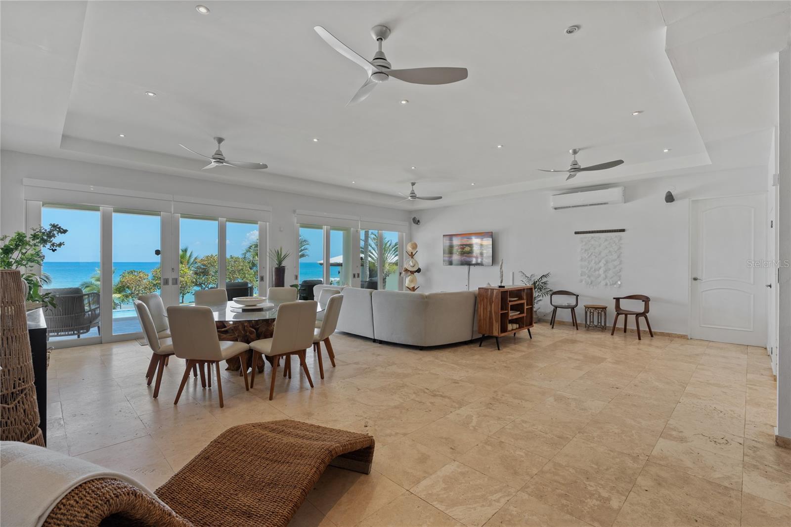 PR9115331 Property Photo