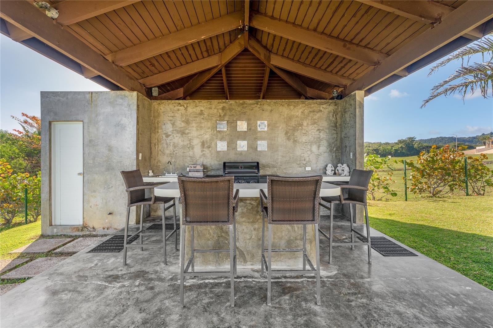 PR9115331 Property Photo