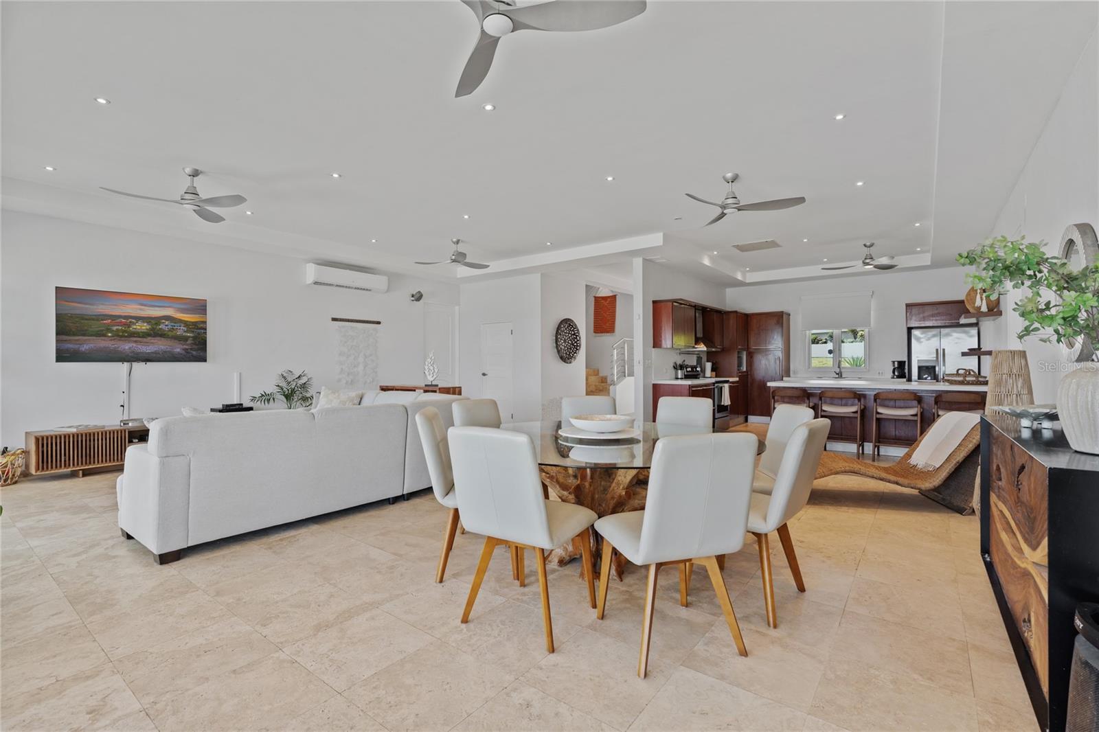 PR9115331 Property Photo