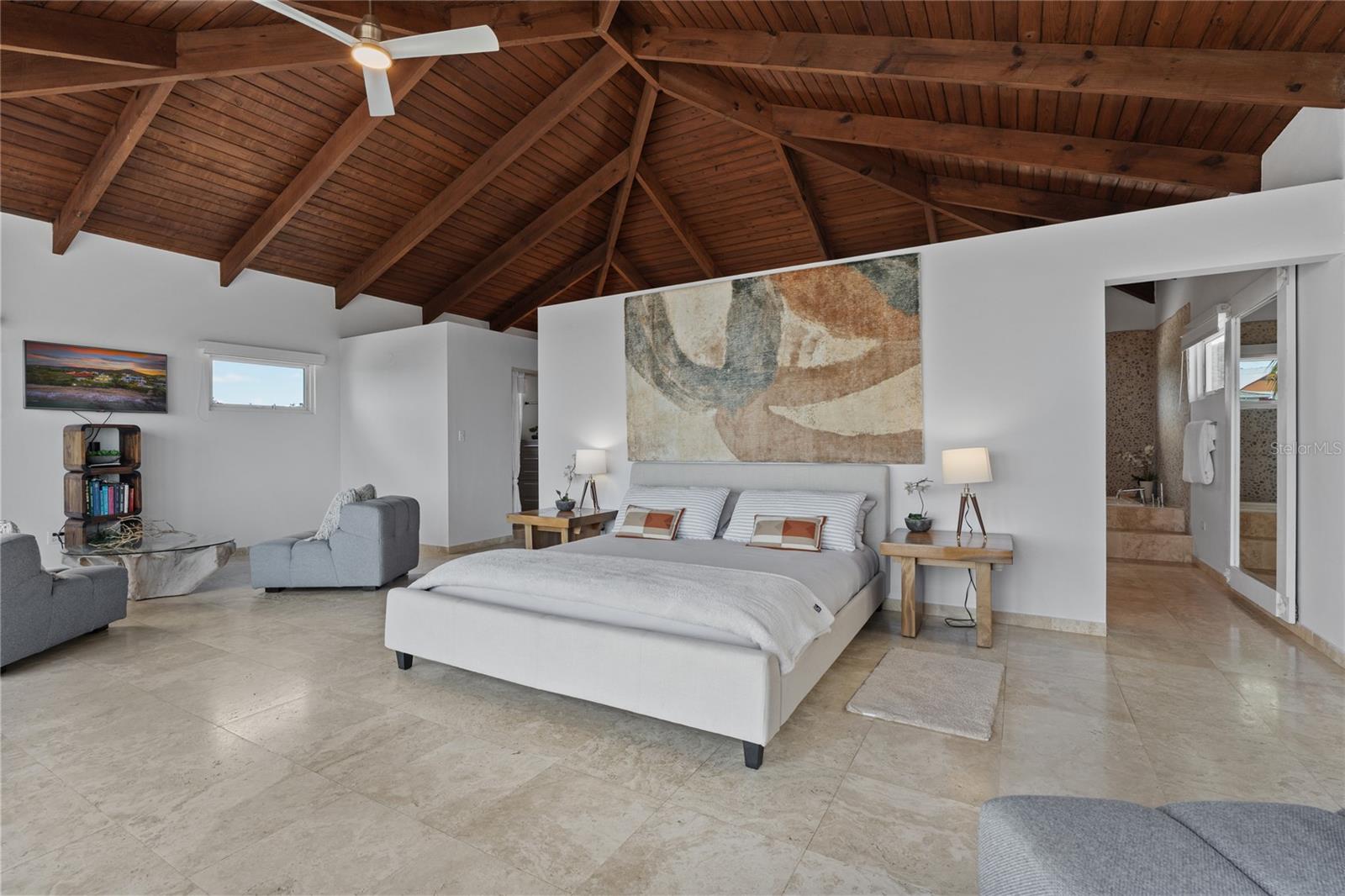 PR9115331 Property Photo