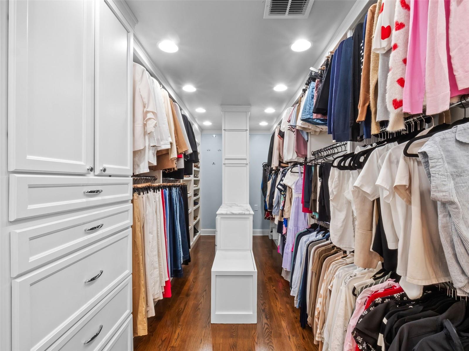 O6333890 Property Photo