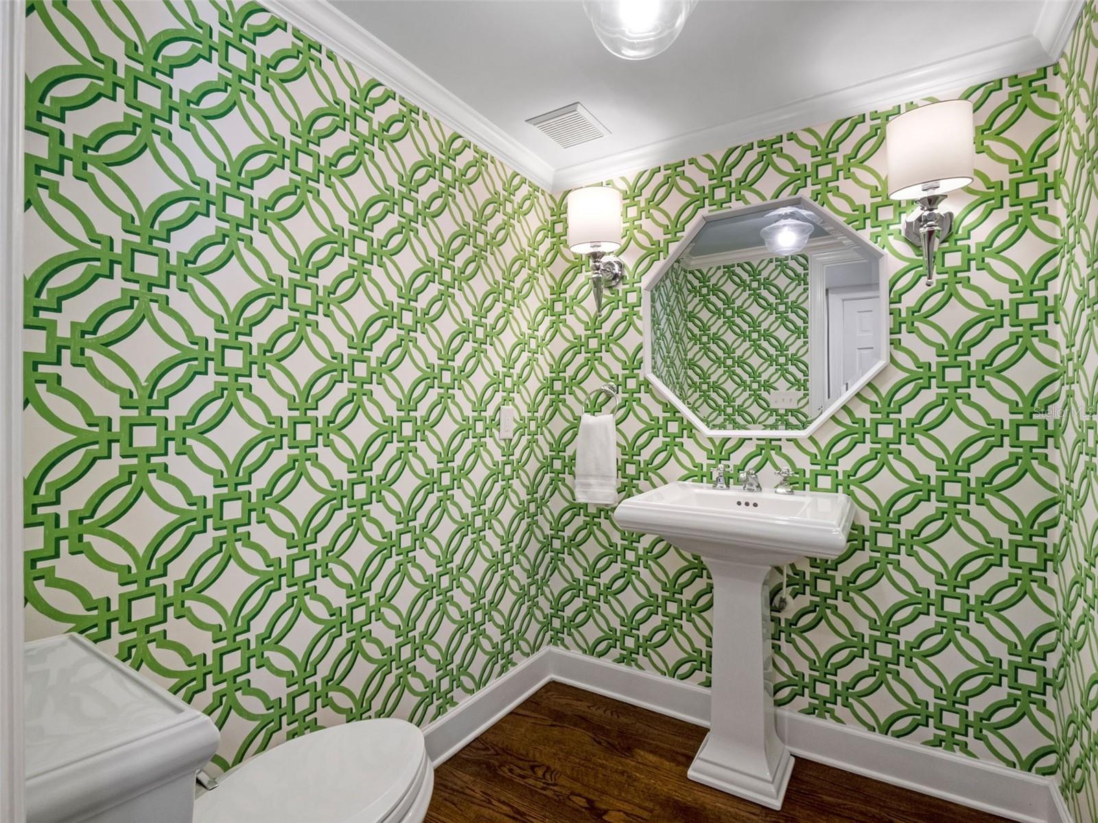 O6333890 Property Photo