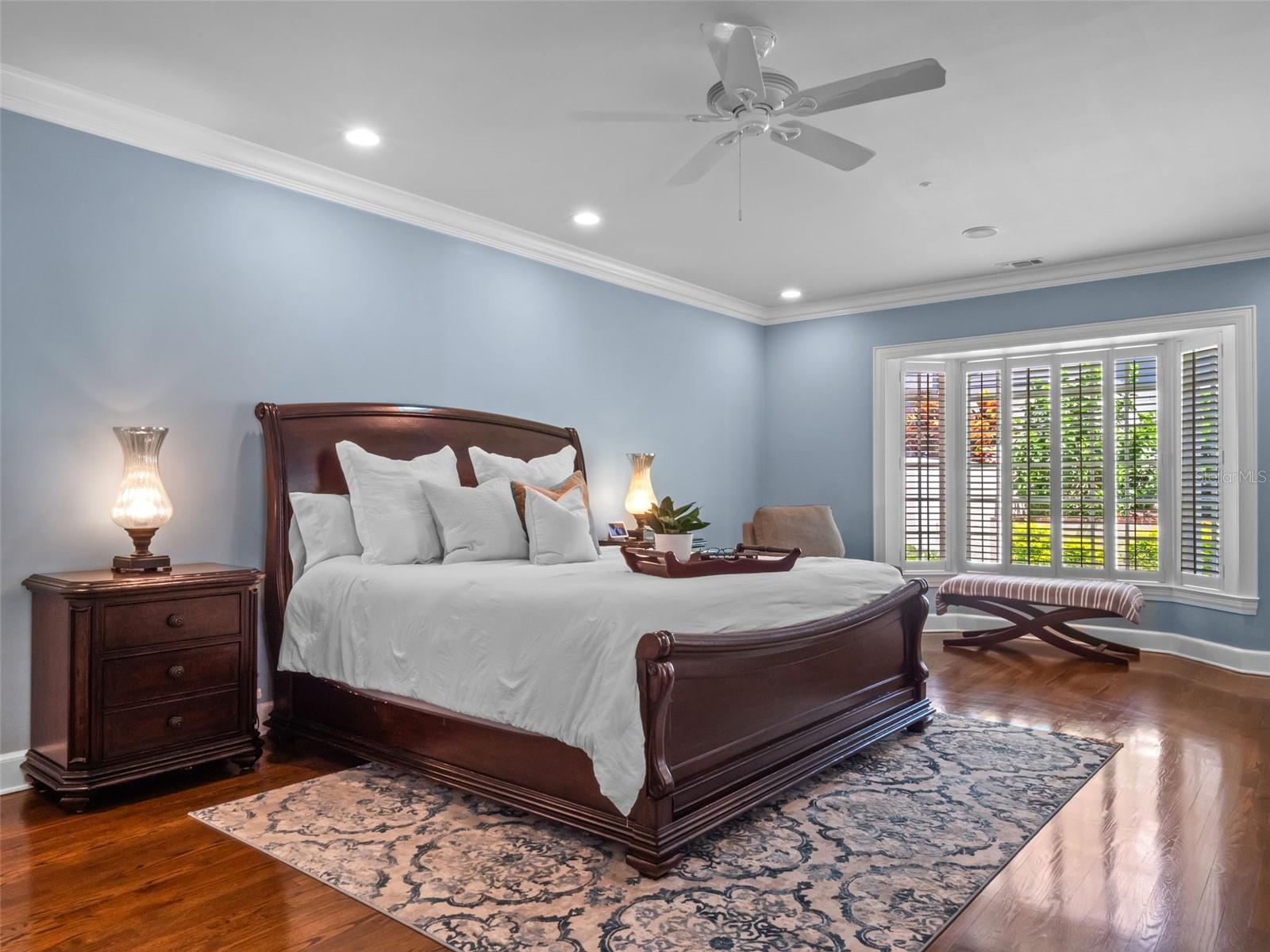 O6333890 Property Photo