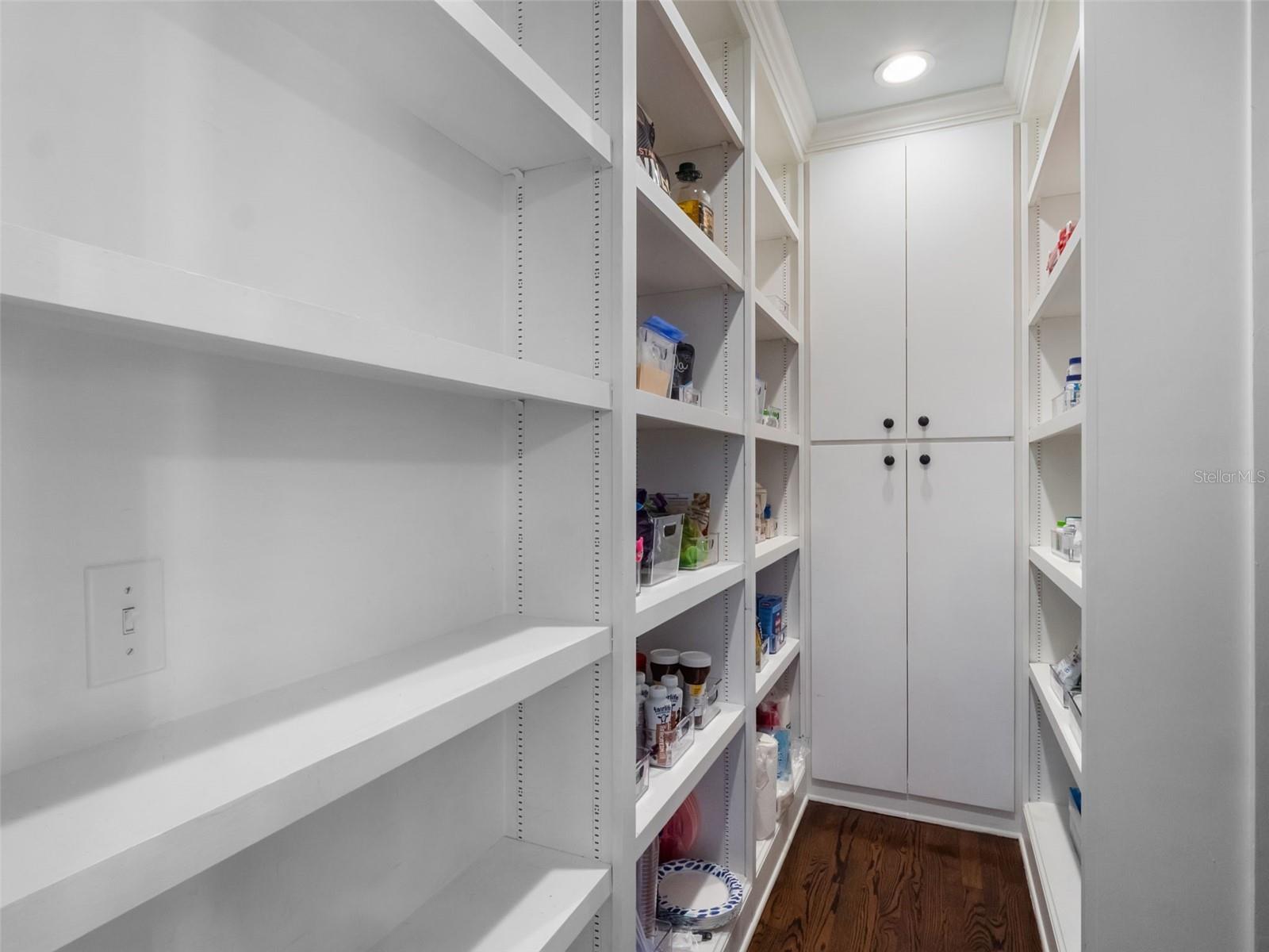 O6333890 Property Photo