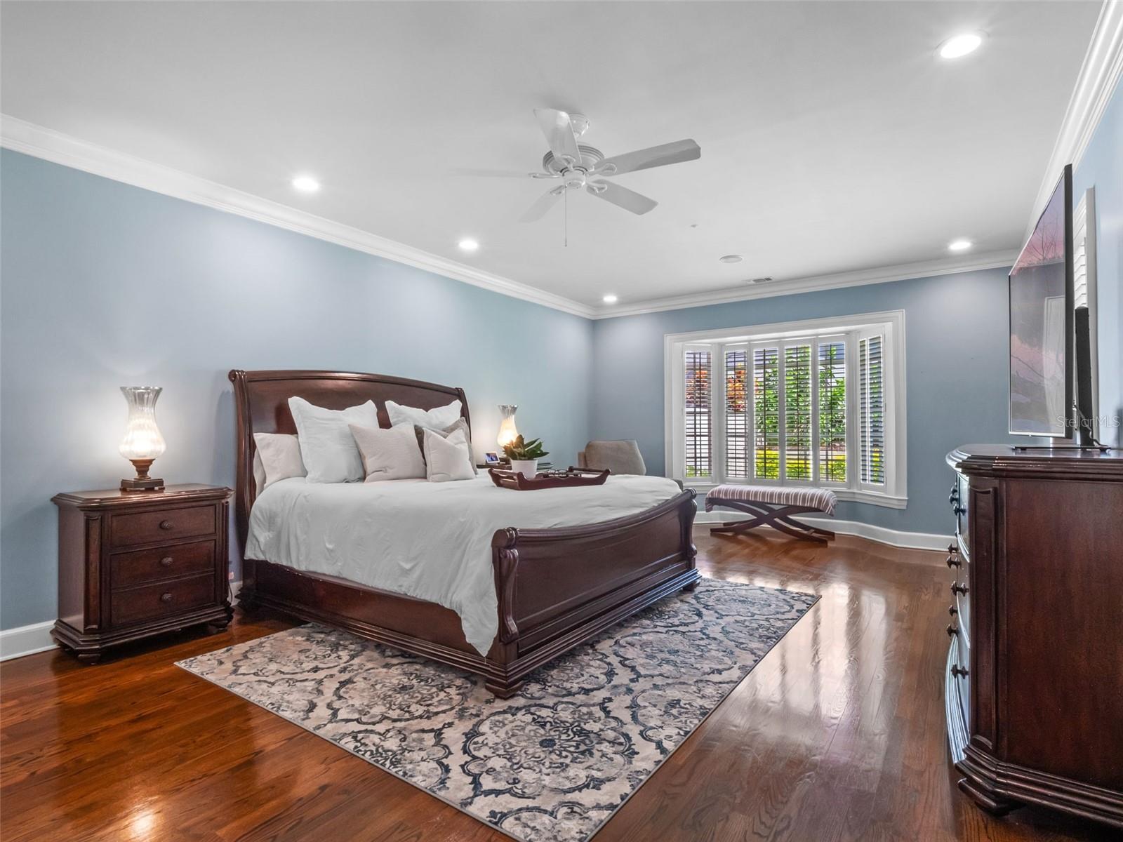 O6333890 Property Photo