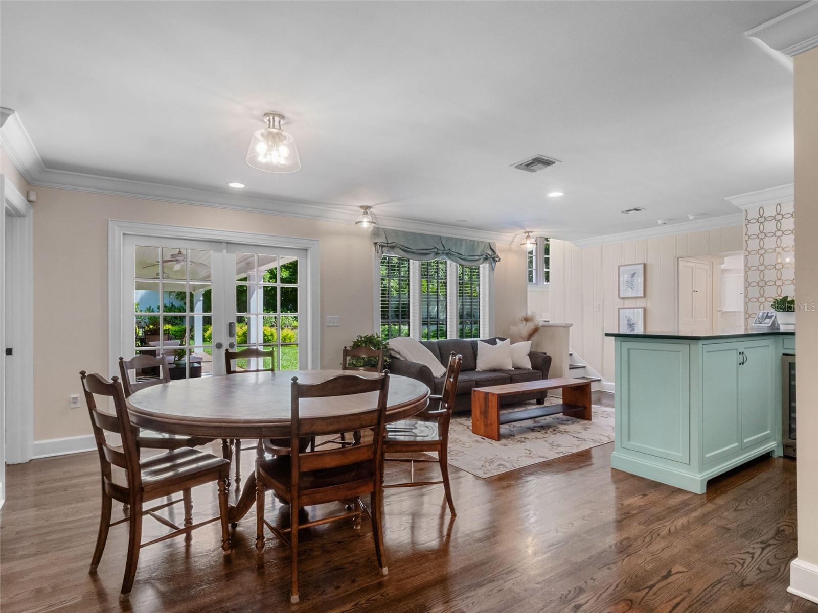 O6333890 Property Photo