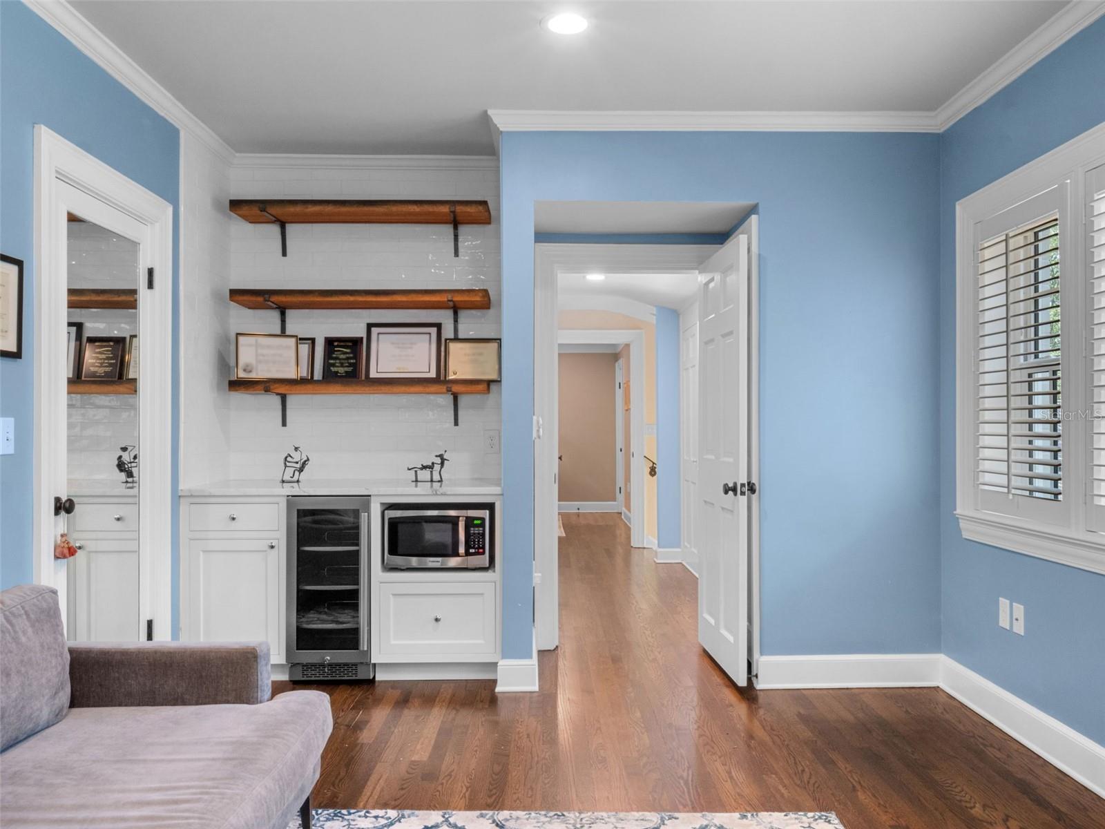 O6333890 Property Photo