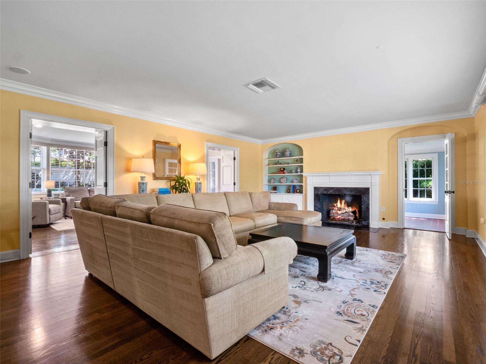 O6333890 Property Photo