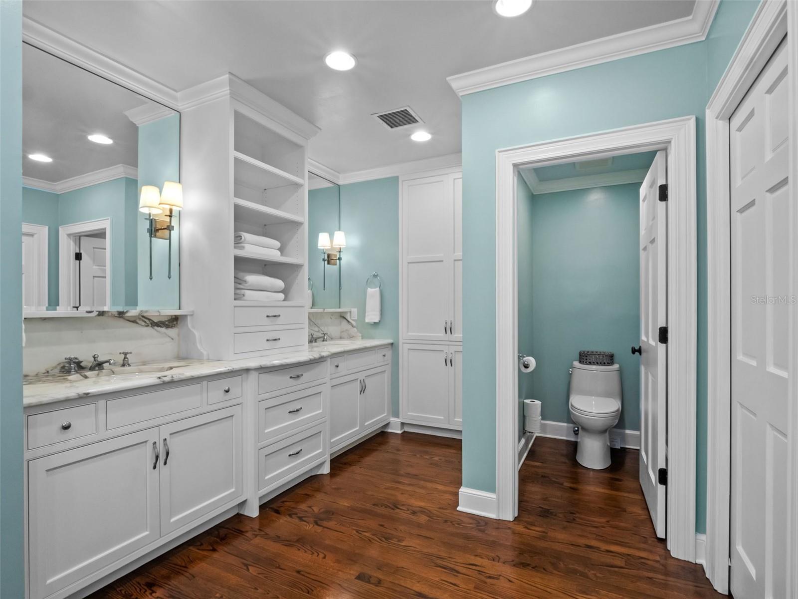 O6333890 Property Photo