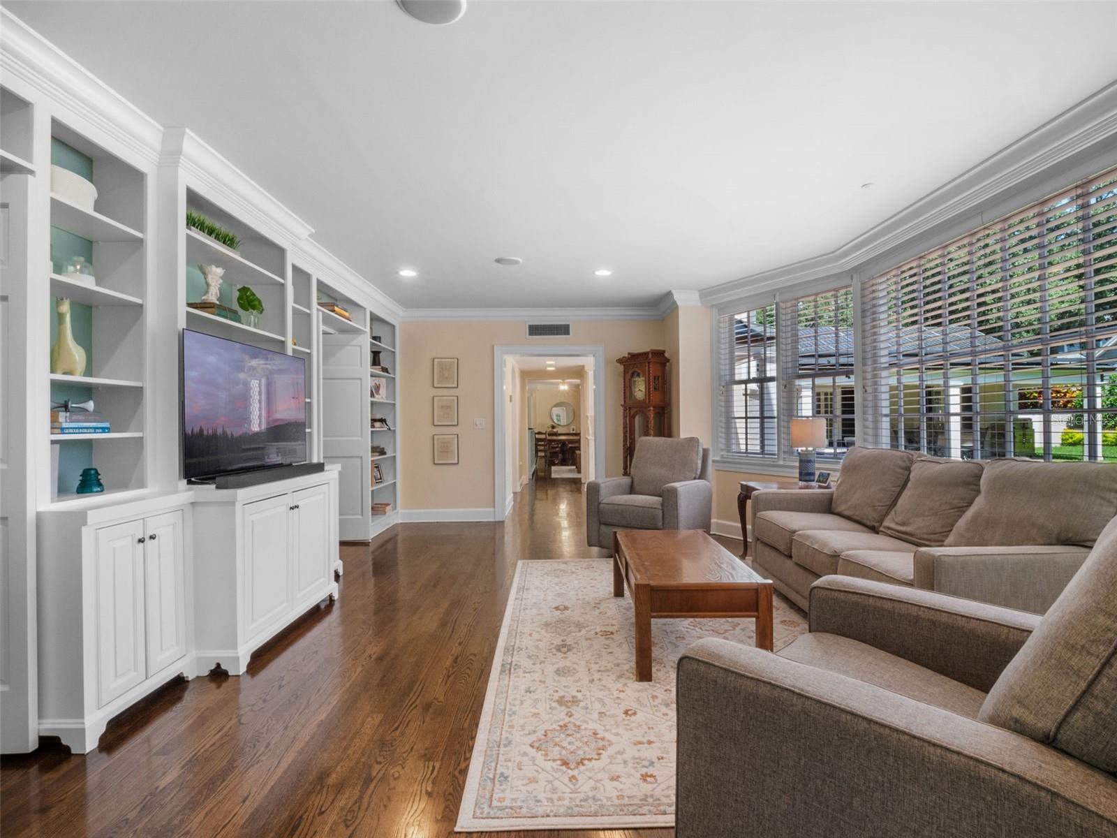 O6333890 Property Photo