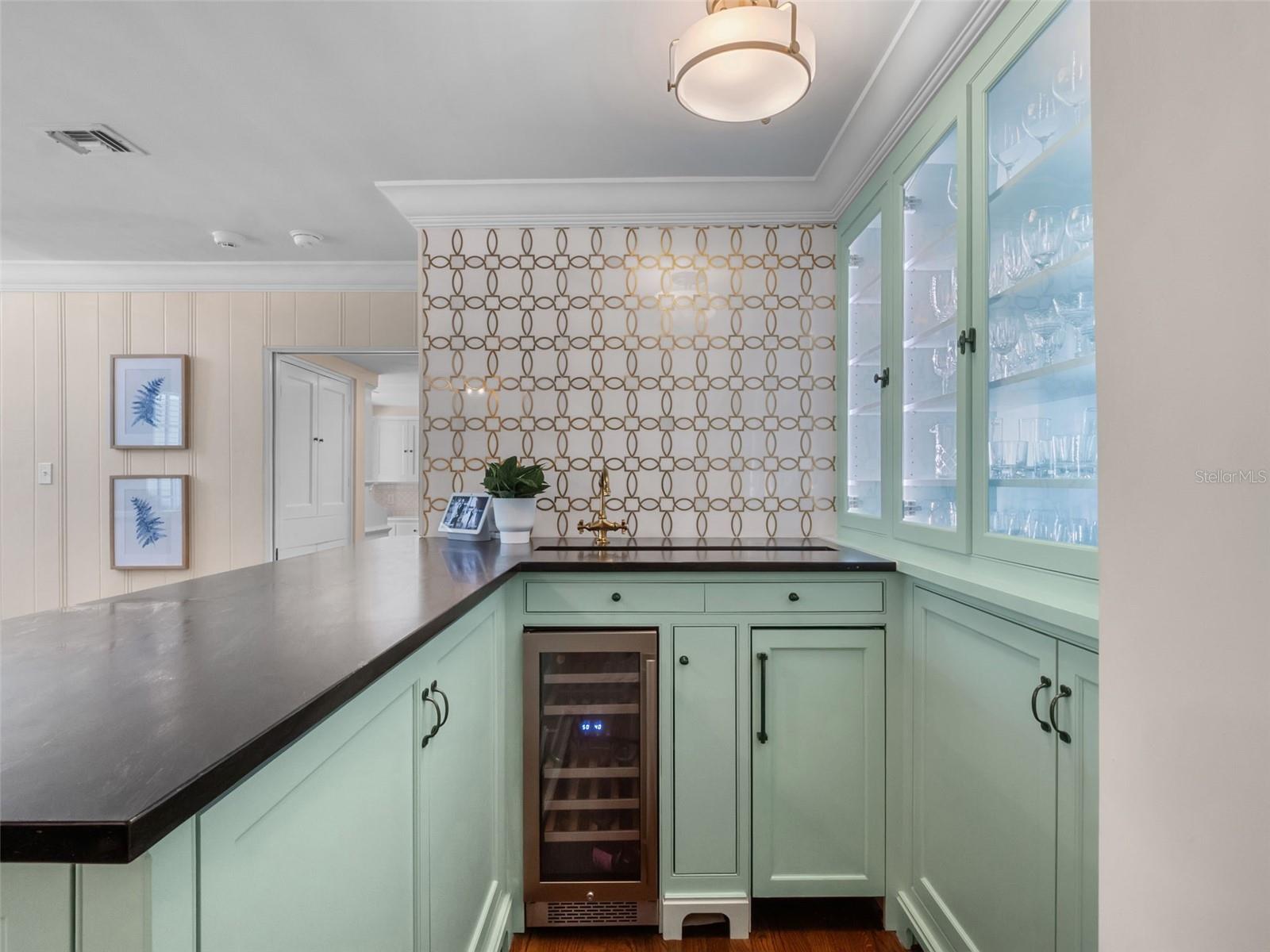 O6333890 Property Photo