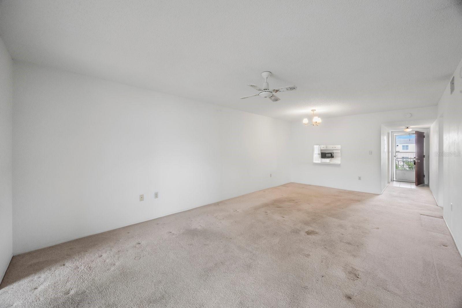 A4661273 Property Photo