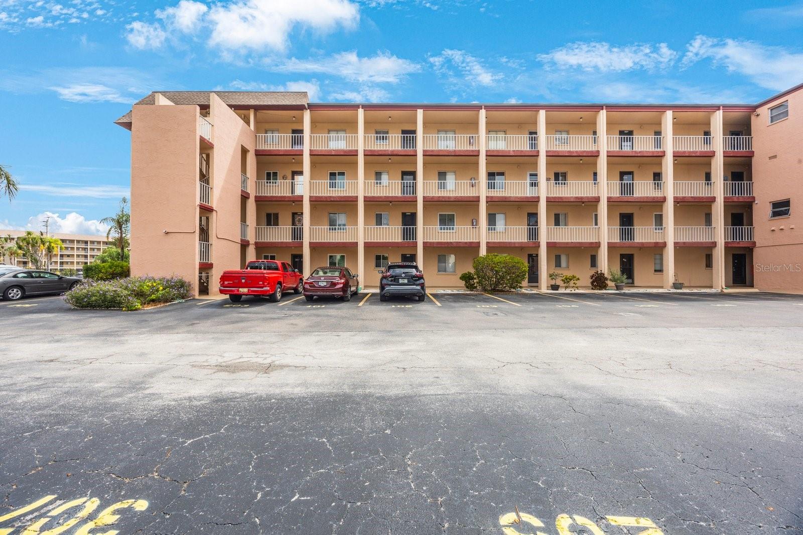 A4661273 Property Photo