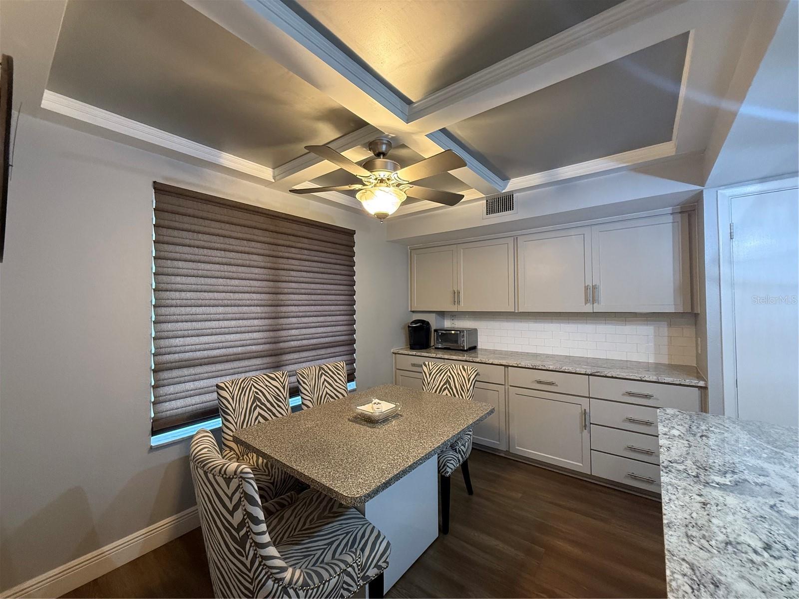 13618 GREENFIELD DR #401, TAMPA, FL, 33618