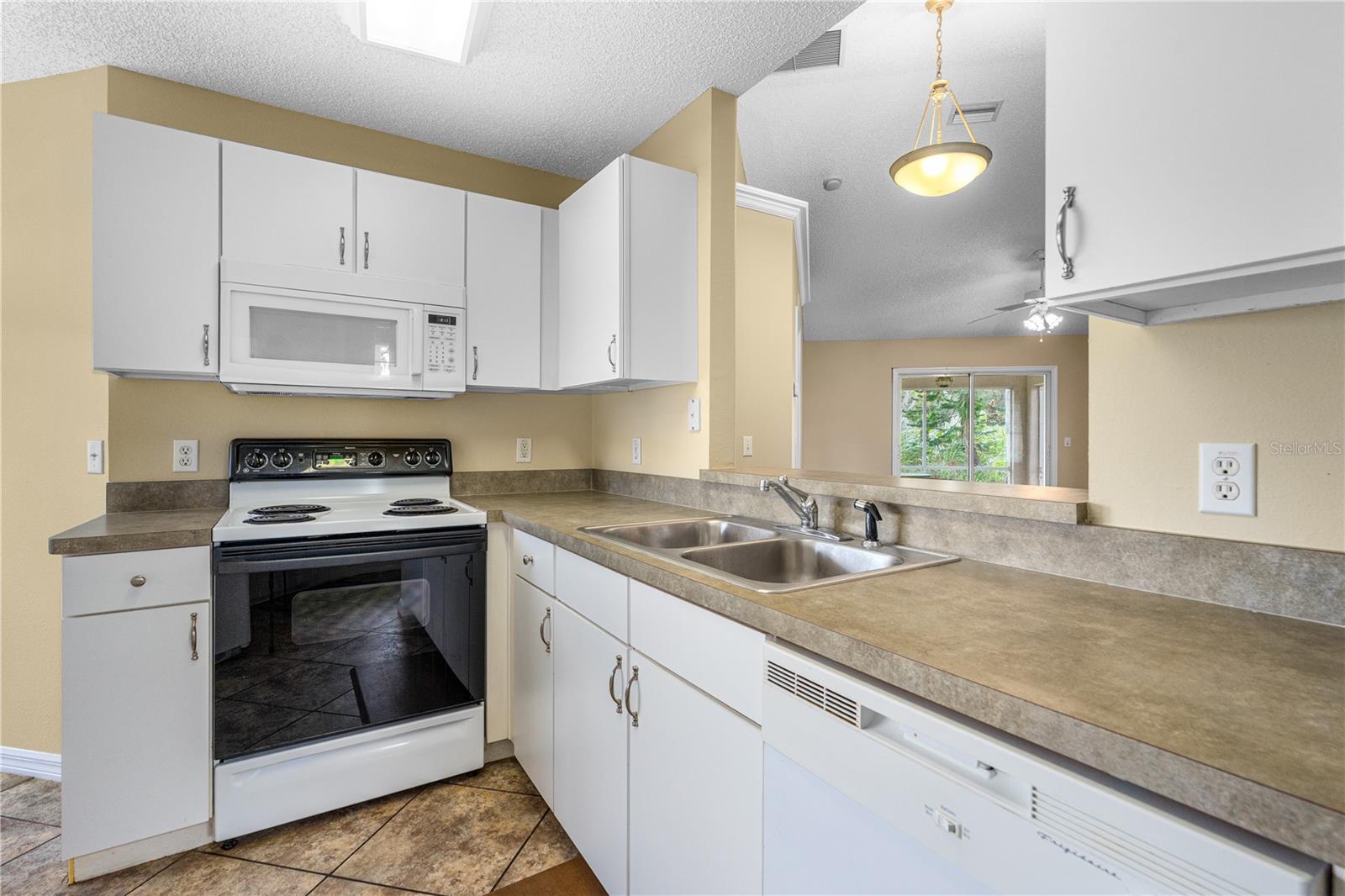 633 CLAIRMONT LN, SOUTH DAYTONA, FL, 32119