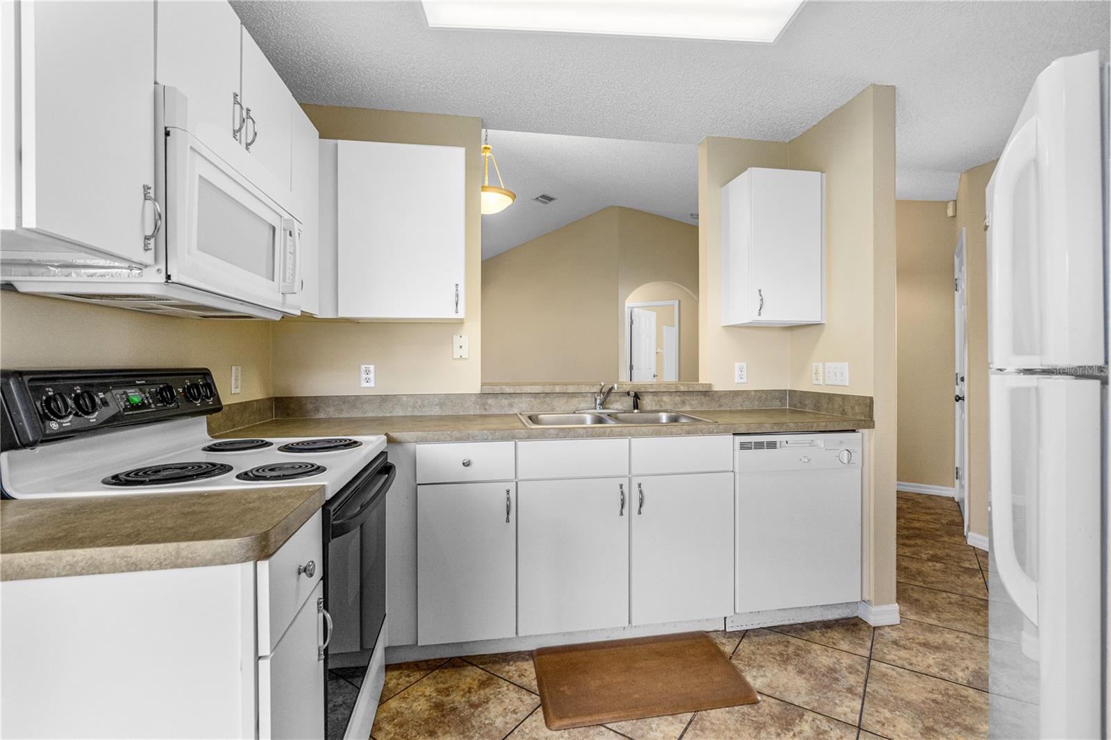 633 CLAIRMONT LN, SOUTH DAYTONA, FL, 32119