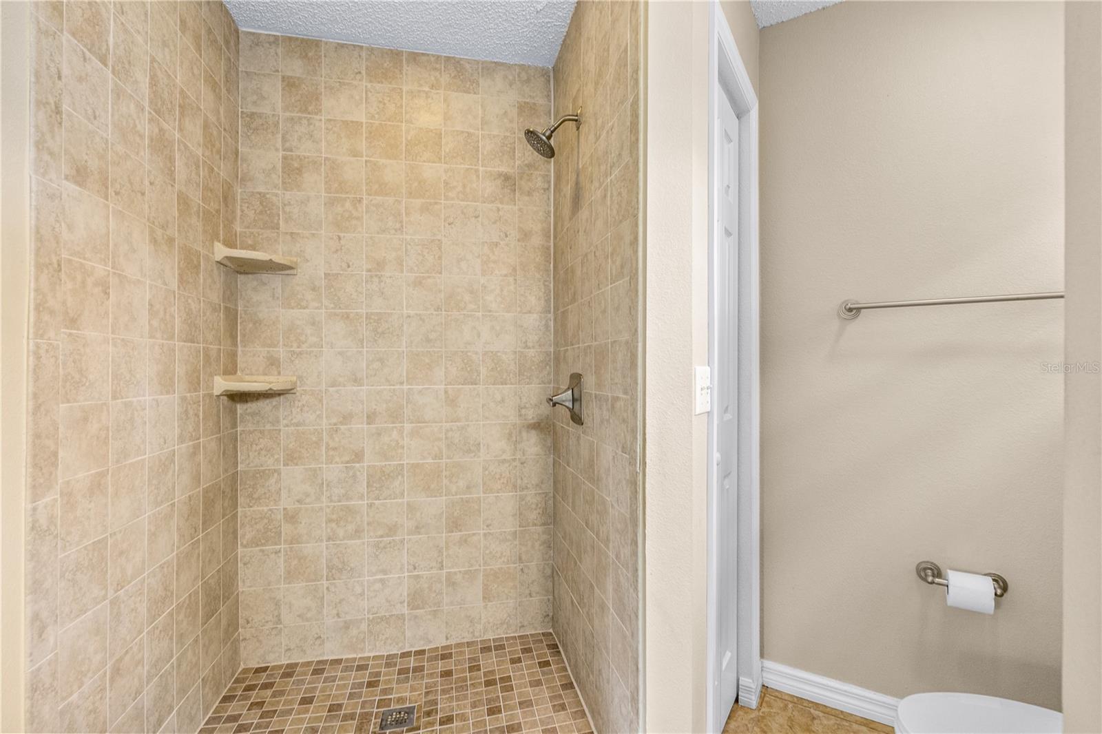 633 CLAIRMONT LN, SOUTH DAYTONA, FL, 32119