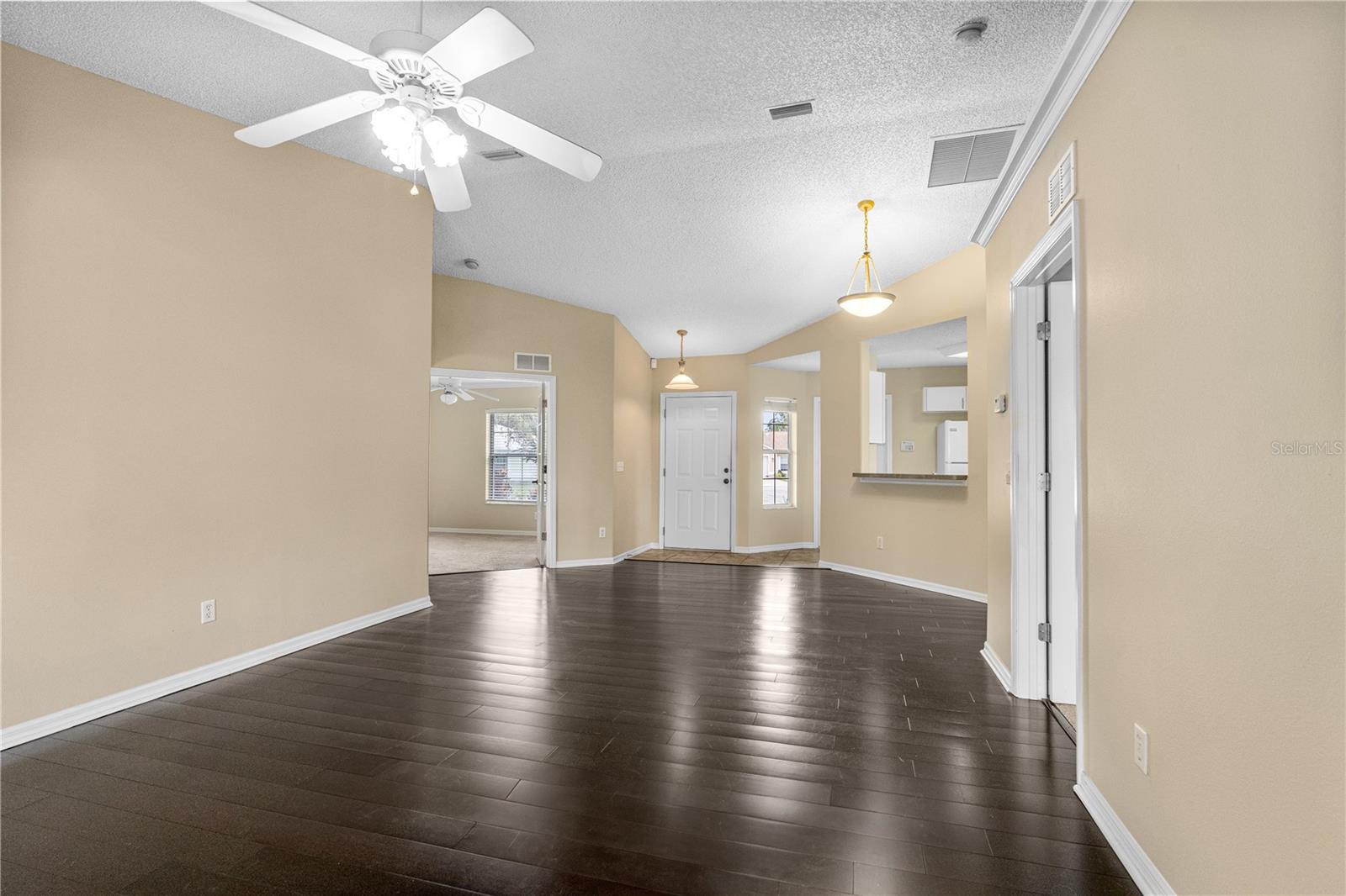 633 CLAIRMONT LN, SOUTH DAYTONA, FL, 32119