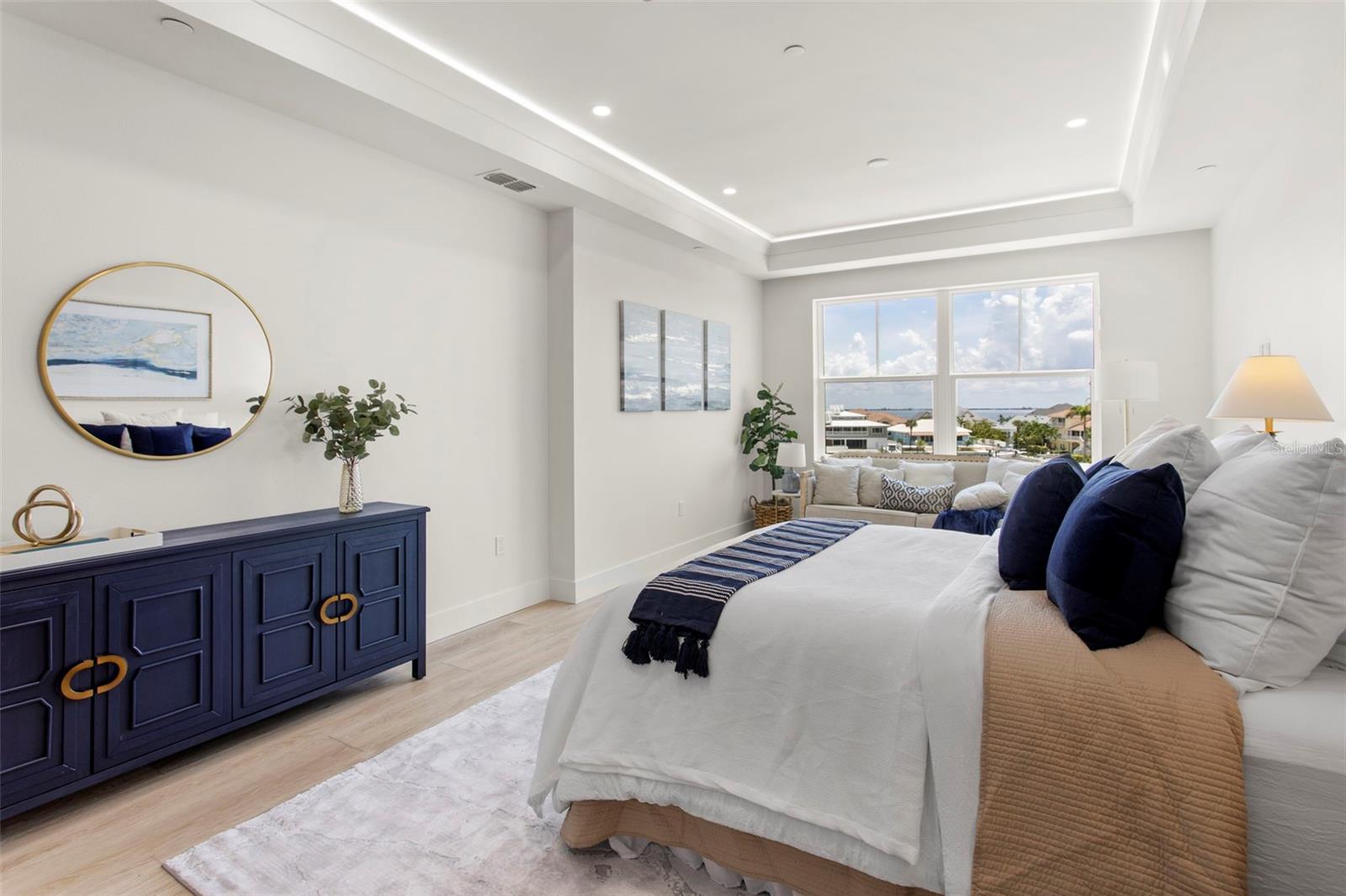 TB8415063 Property Photo