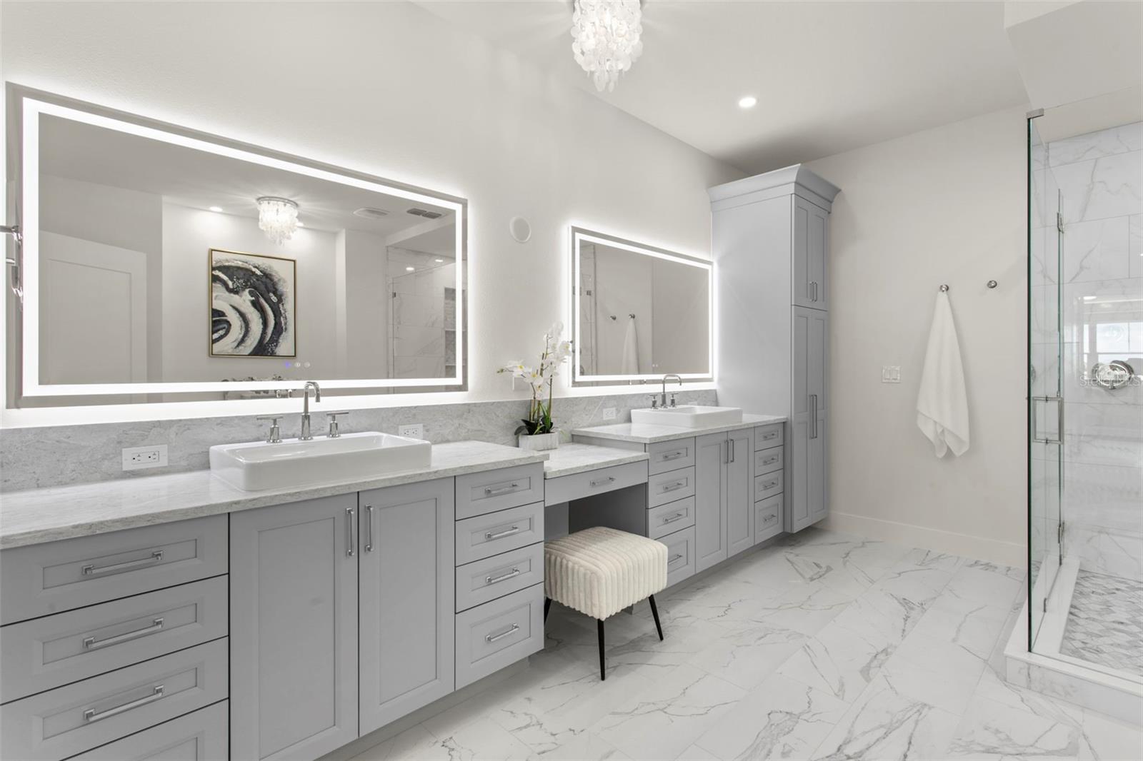 TB8415063 Property Photo