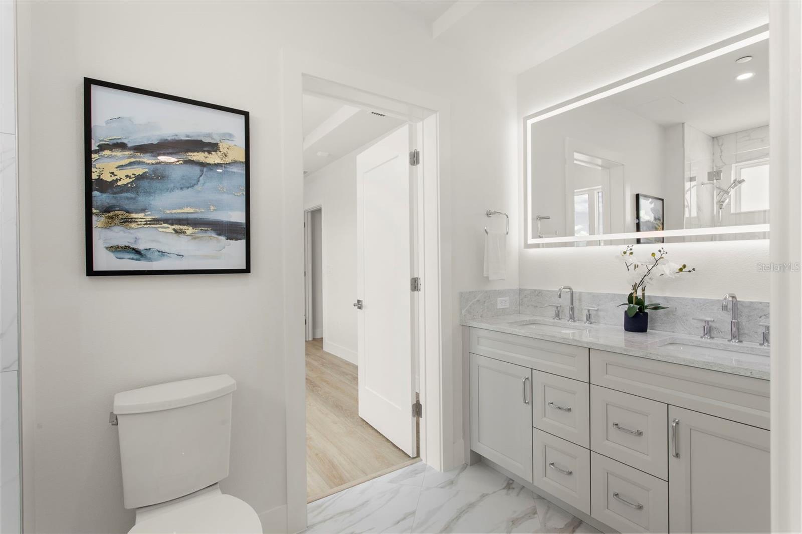 TB8415063 Property Photo