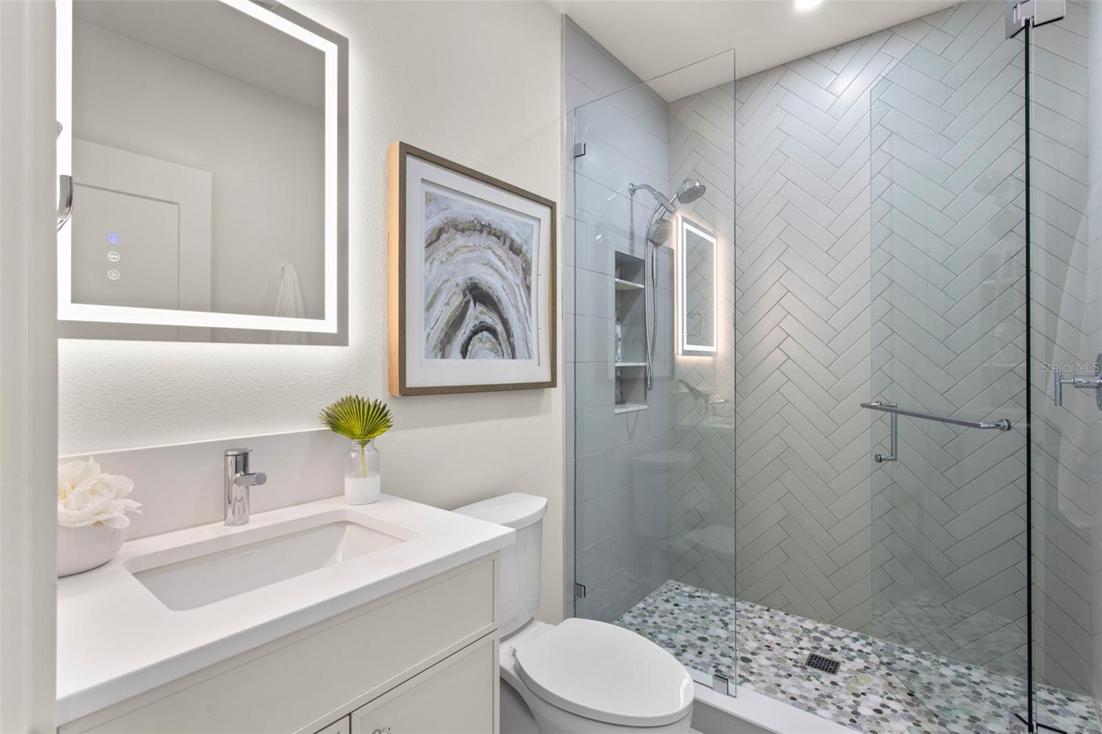 TB8415063 Property Photo