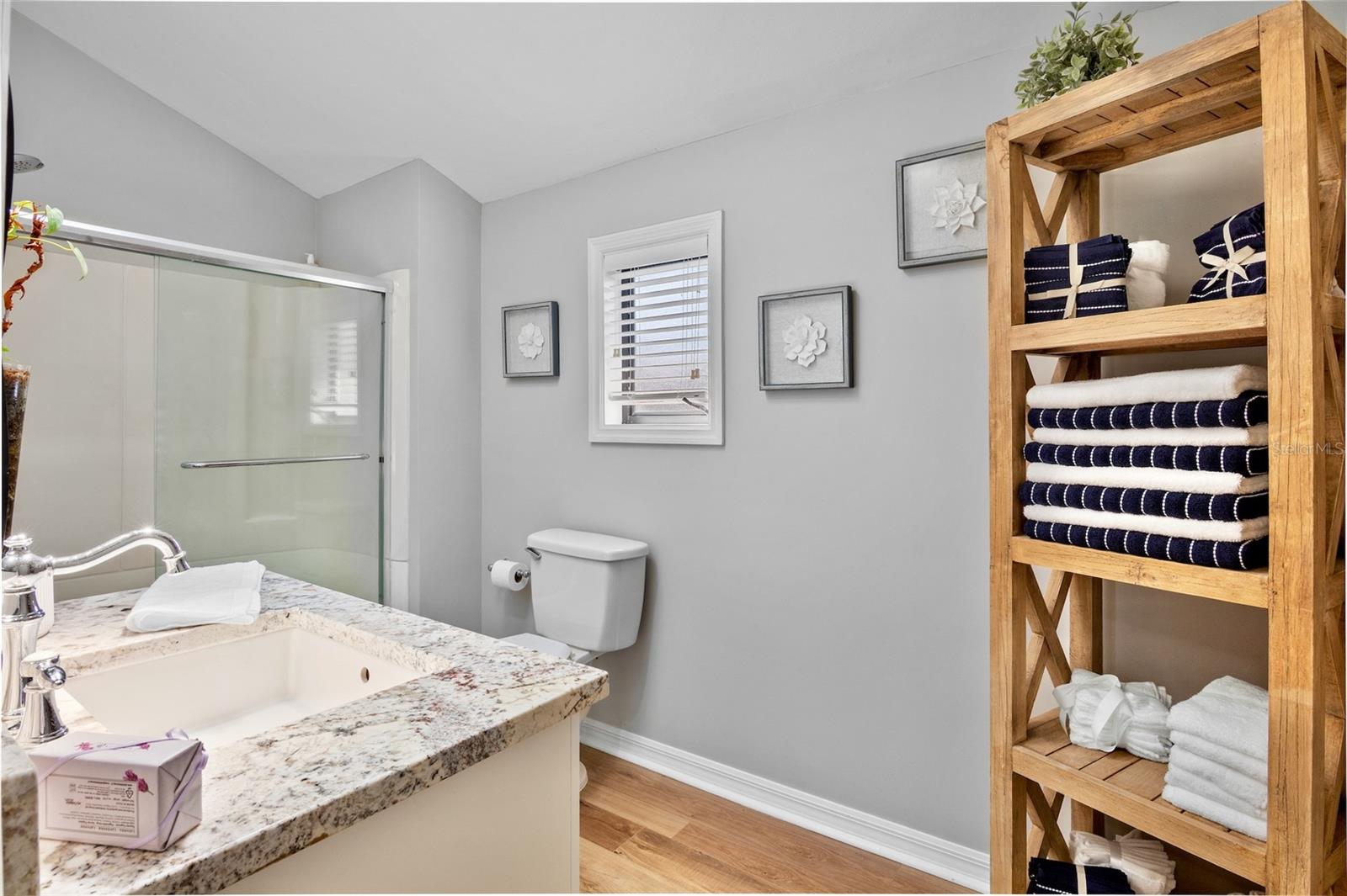 A4661294 Property Photo