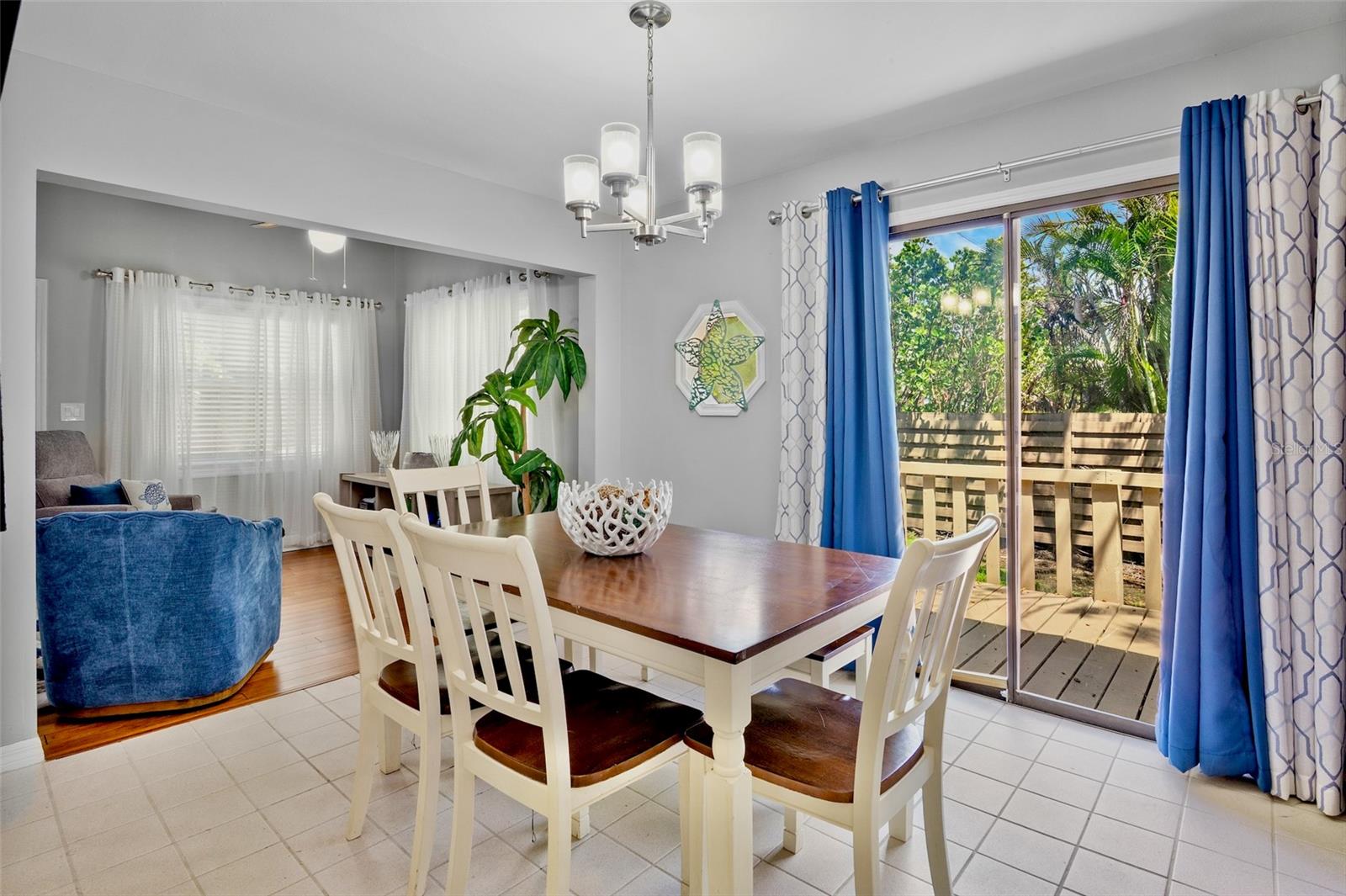 A4661294 Property Photo