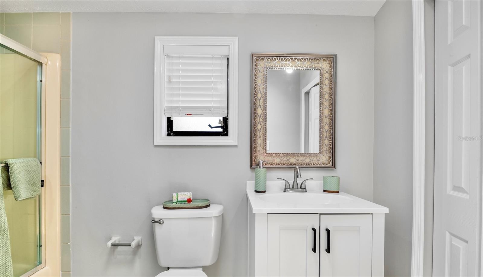 A4661294 Property Photo