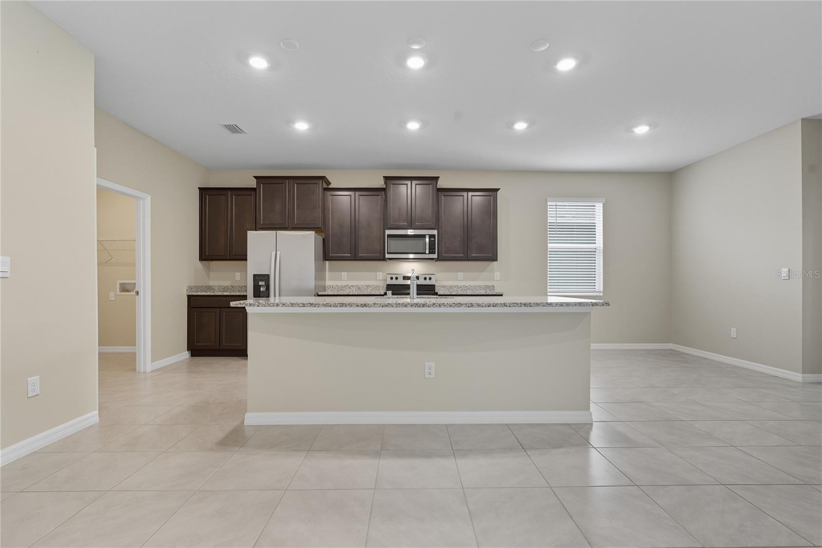 13811 WHISKEY DAISY DR, DADE CITY, FL, 33525