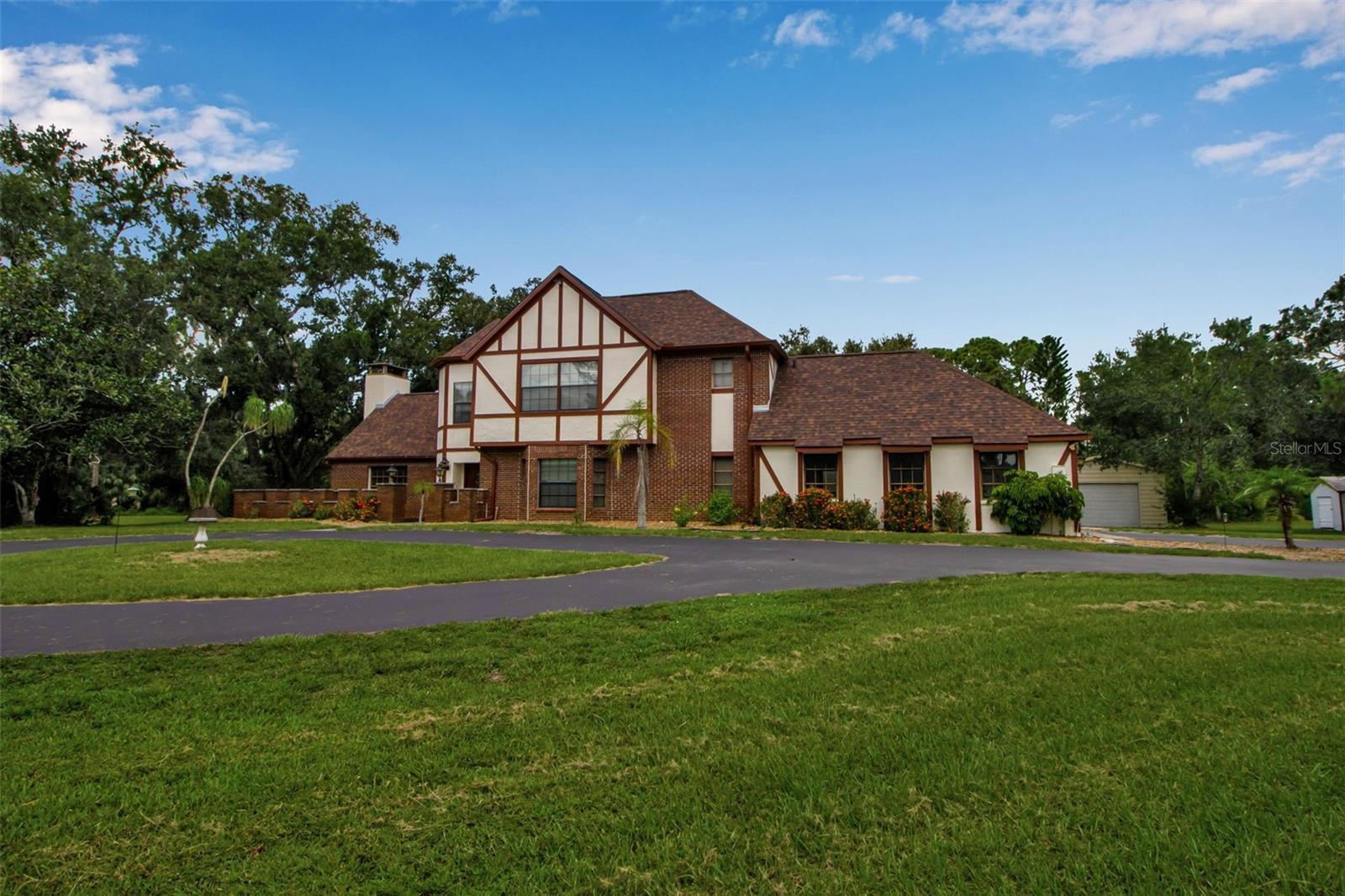 A4661308 Property Photo