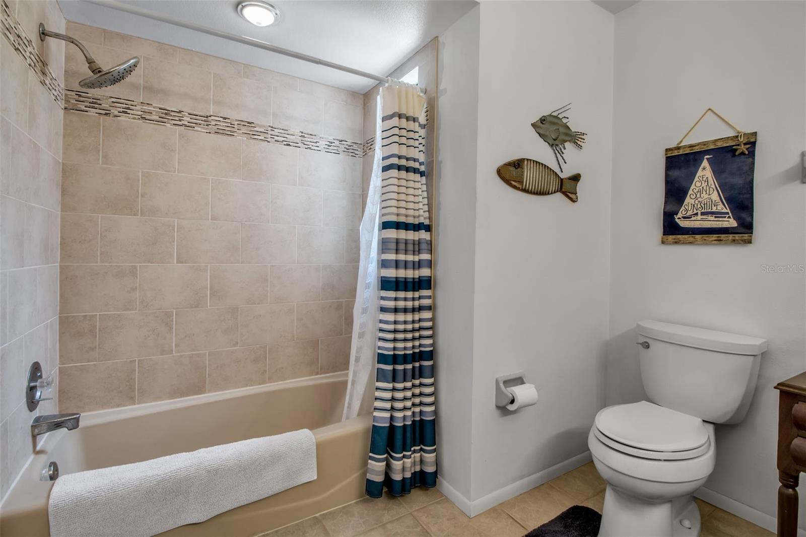 A4661308 Property Photo